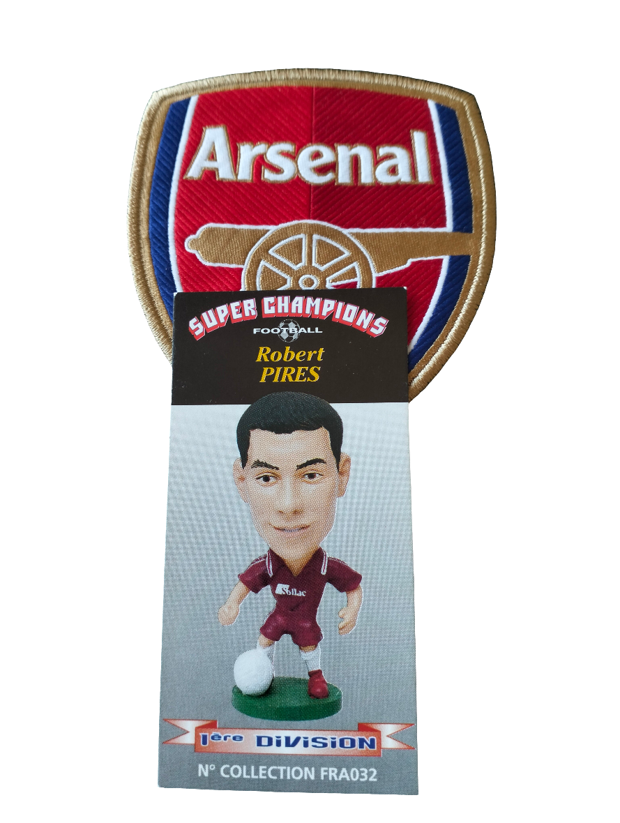 Robert Pires - collectible figurine - Corinthian 1997 authentic