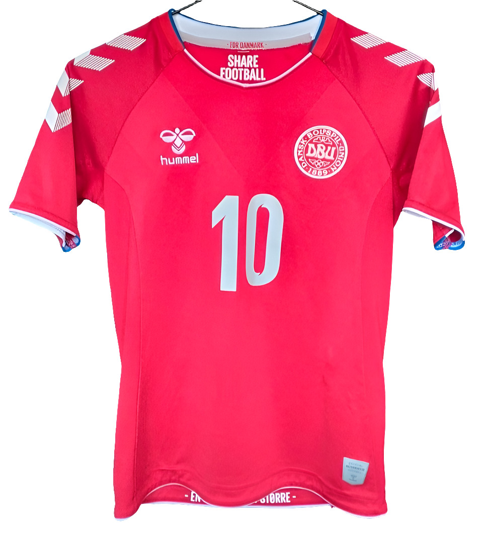 Denmark 2018-19 Hummel home kids shirt - Christian Eriksen