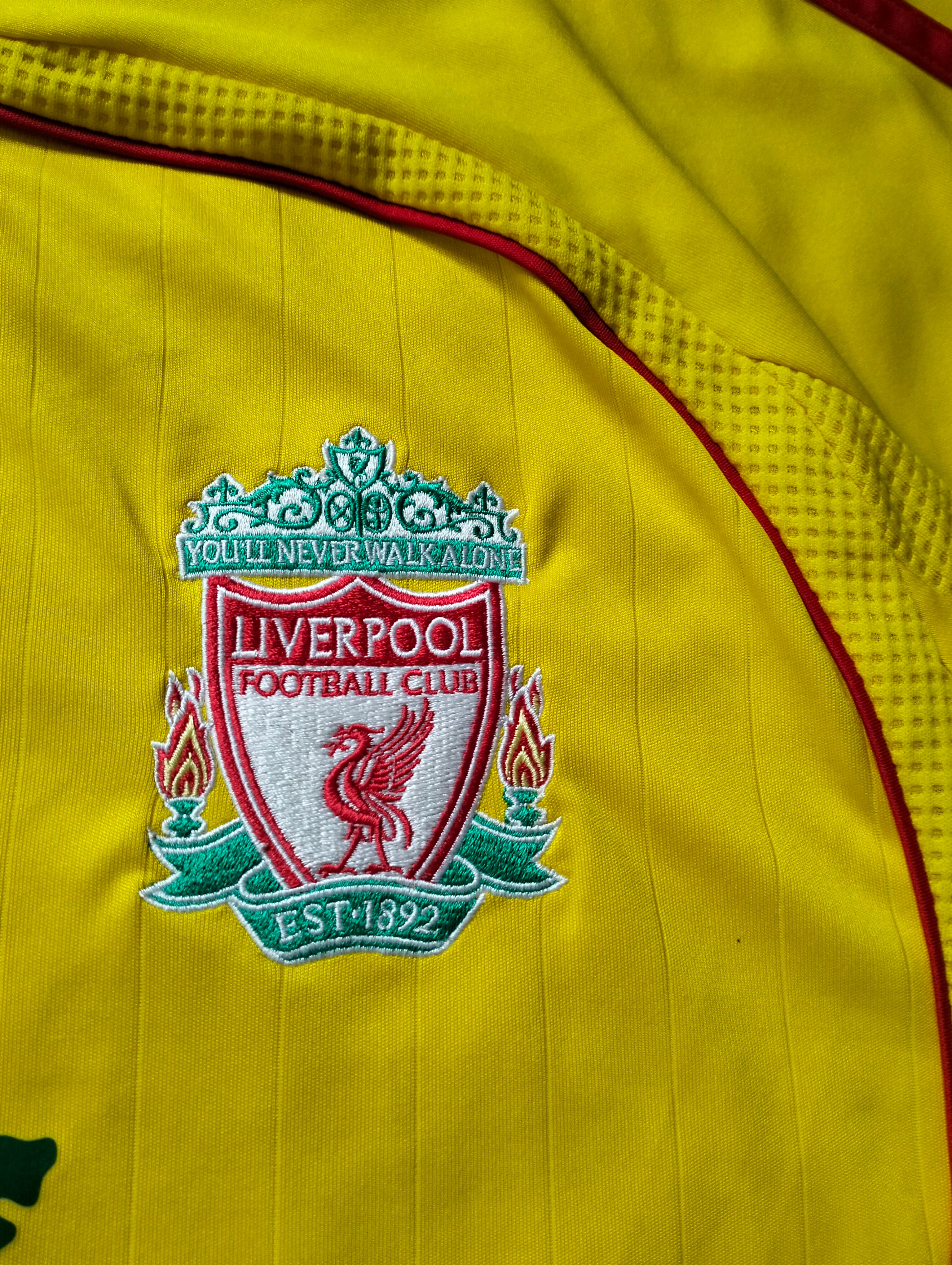 Original Adidas FC Liverpool 2006-2007 away excellent condition L