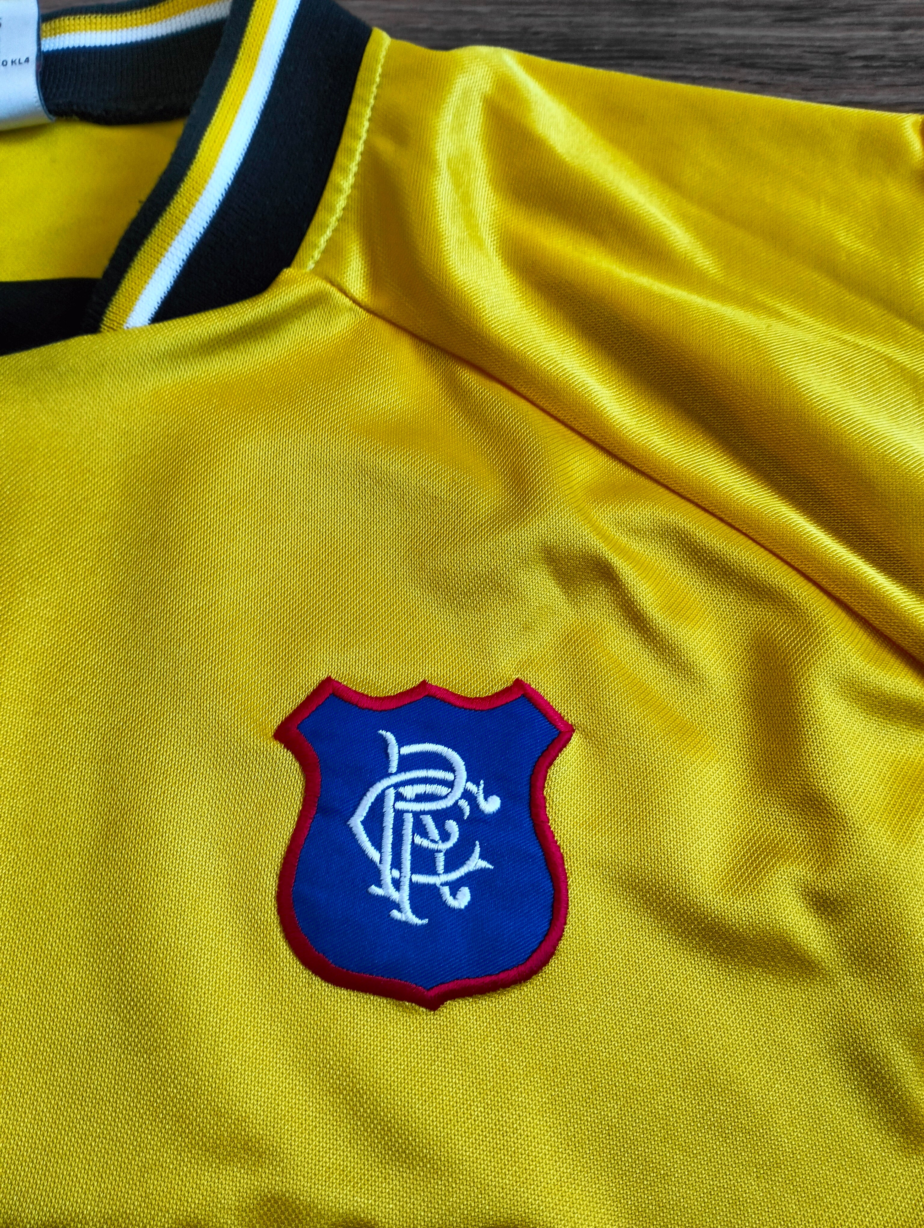 9. Original Glasgow Rangers 1997-99 Nike goalkeeper longsleeve shirt - XL