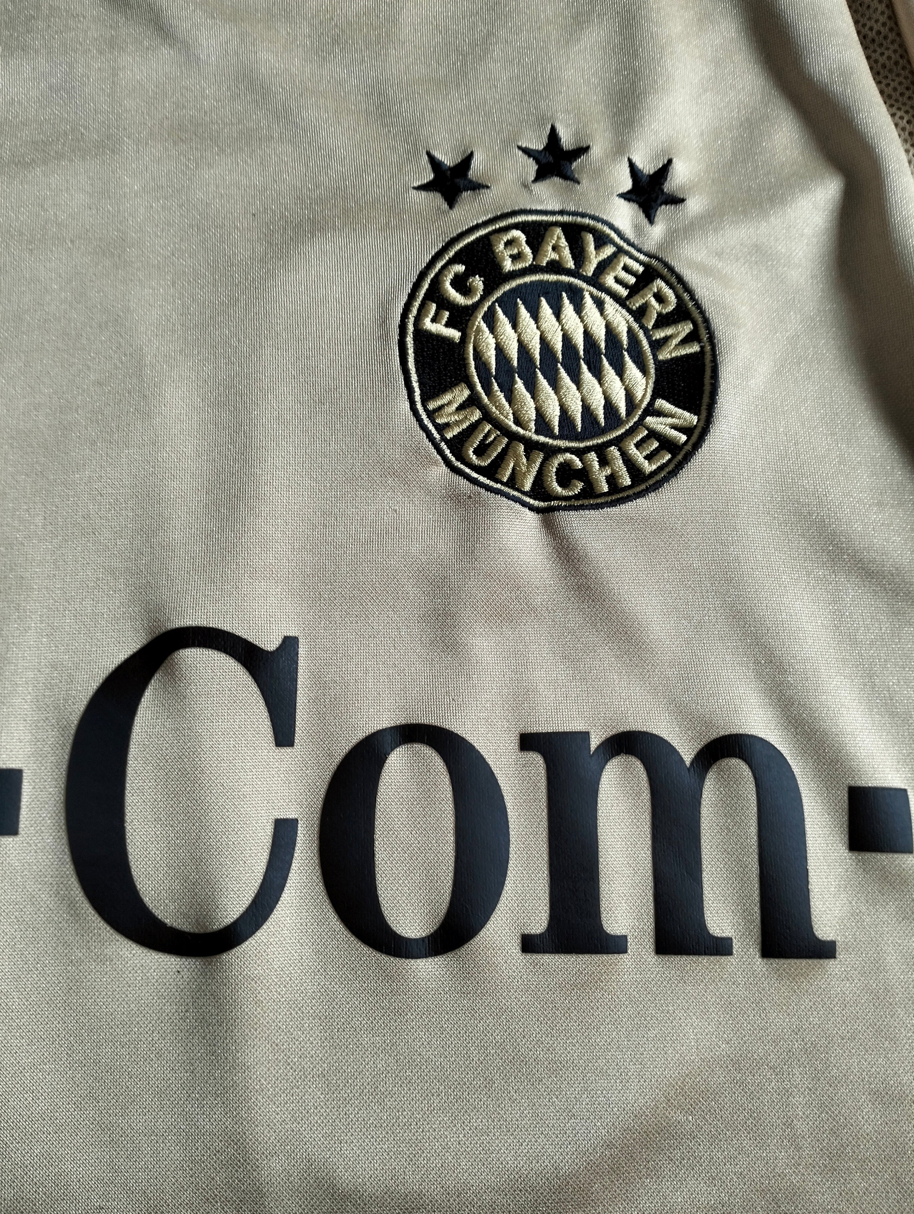 Bayern Munich 2004-2005 Adidas away shirt - Roy Makaay - S