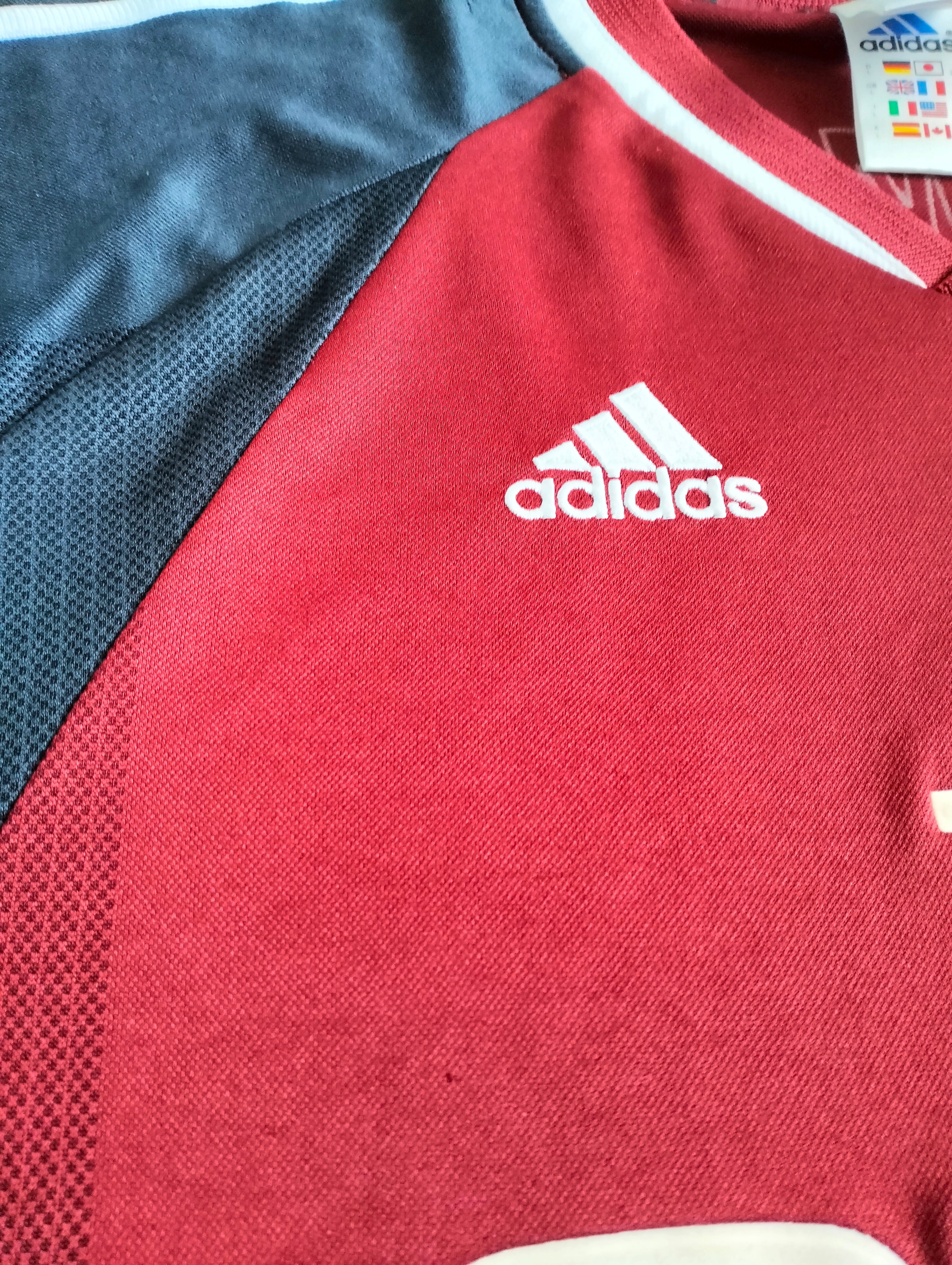 1.1. Bayern Munich 2001-02 Adidas home shirt - Mehmet Scholl - L
