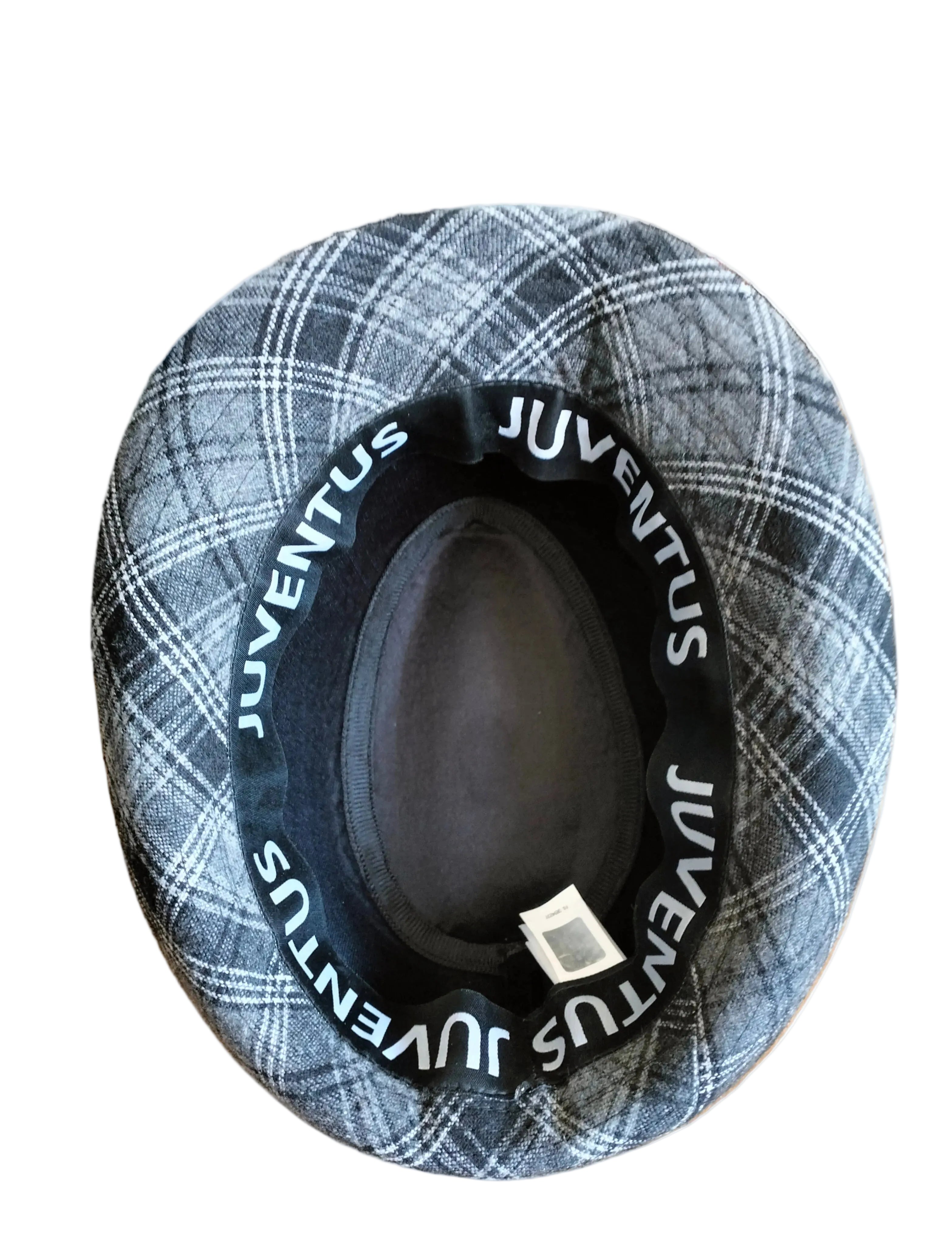 2.4. Juventus hat - M