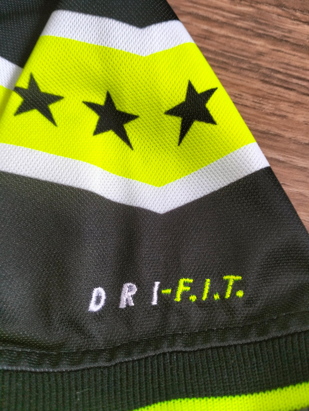 Borussia Dortmund 1997-1998 Nike shirt