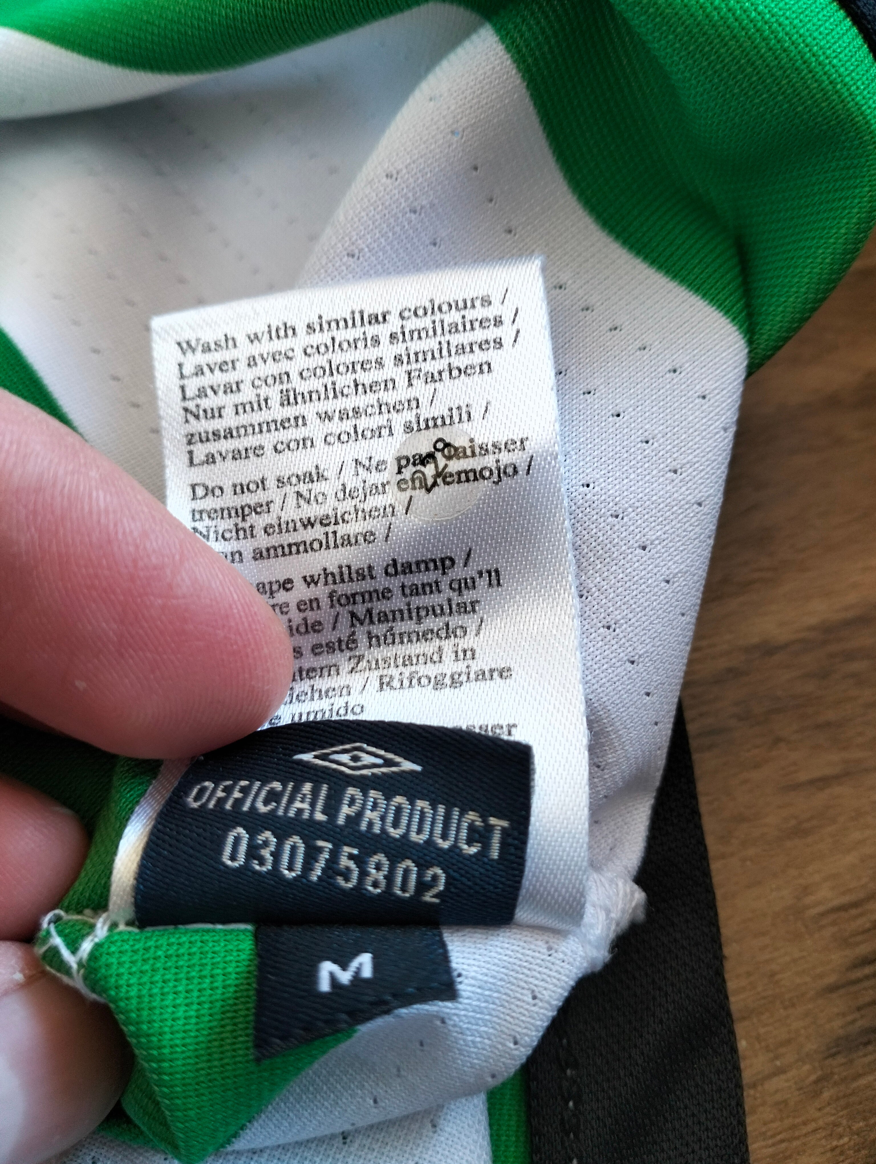 Celtic Glasgow 2004/05 Umbro home shirt