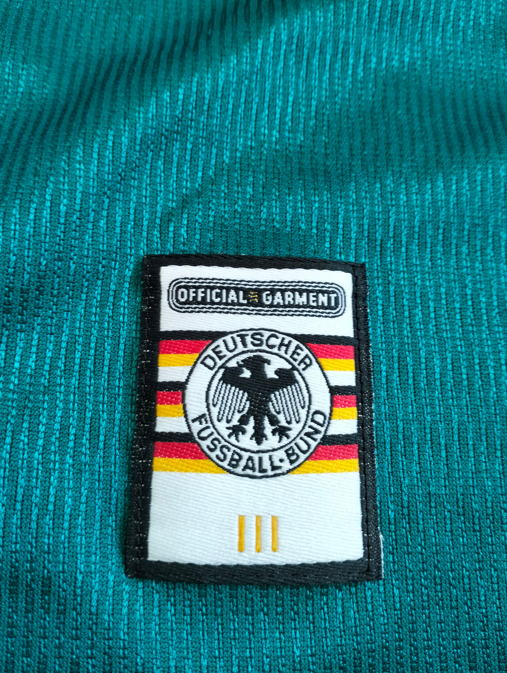 Germany 1998/00 Adidas away shirt - L
