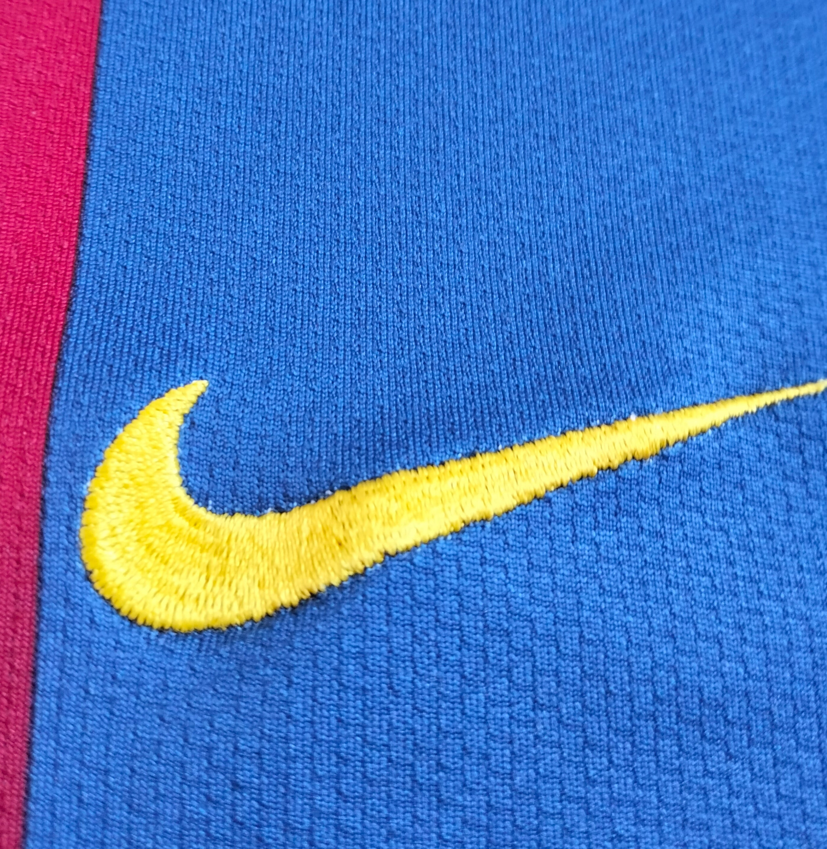 1. Original FC Barcelona 2006-07 Nike home shirt - XL