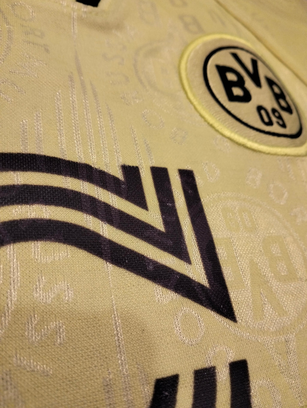 Borussia Dortmund 1996-1997 shirt - Lars Ricken