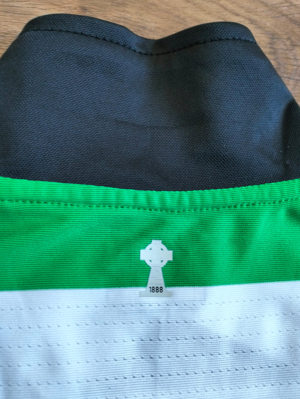 Celtic Glasgow 2004/05 Umbro home shirt