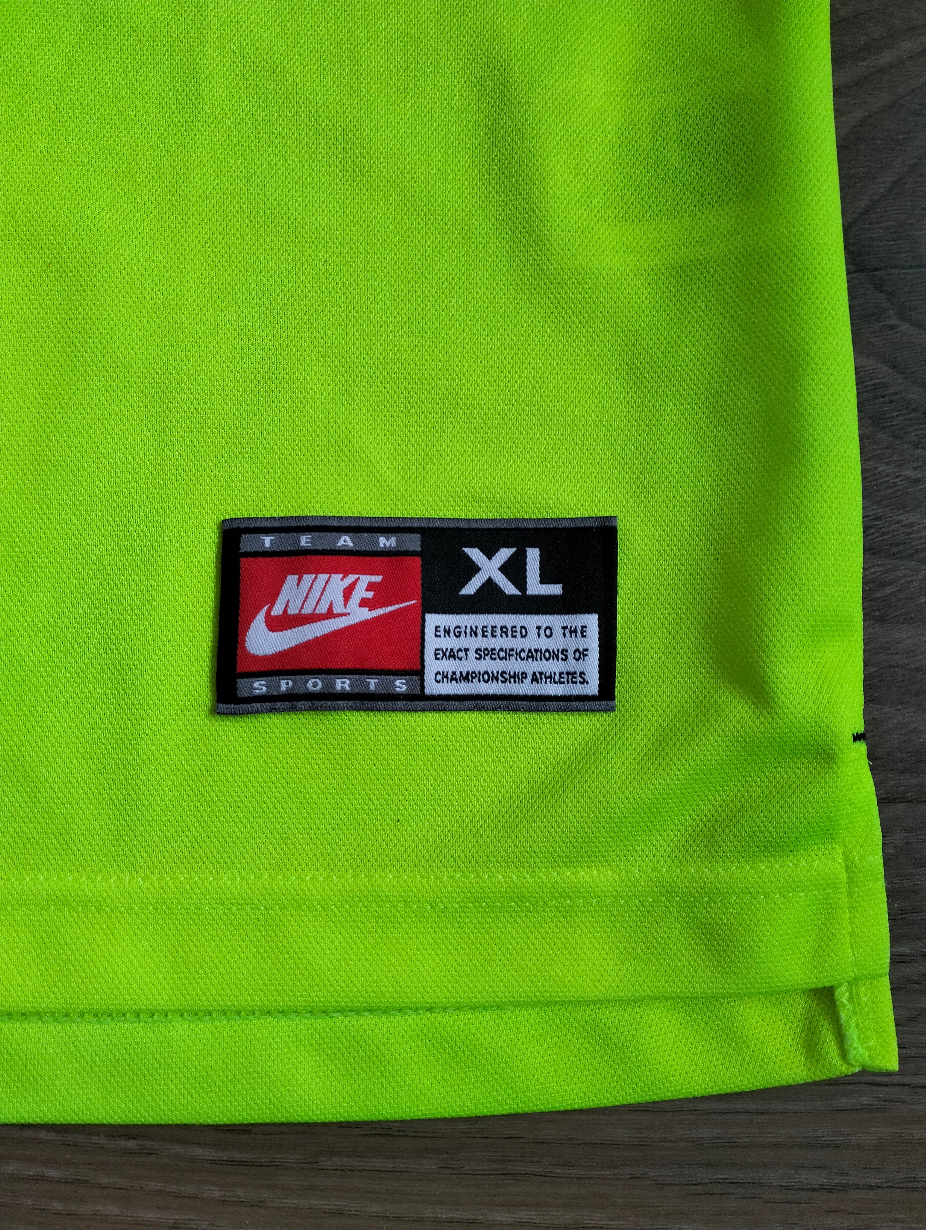 Borussia Dortmund 1997-1998 Nike shirt