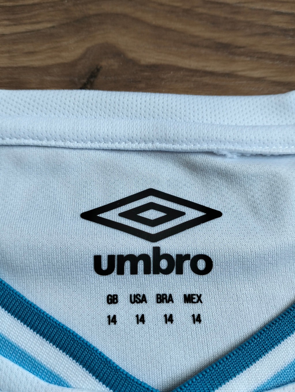 1.1. Guatemala 2021-22 Umbro home shirt - 158 cm