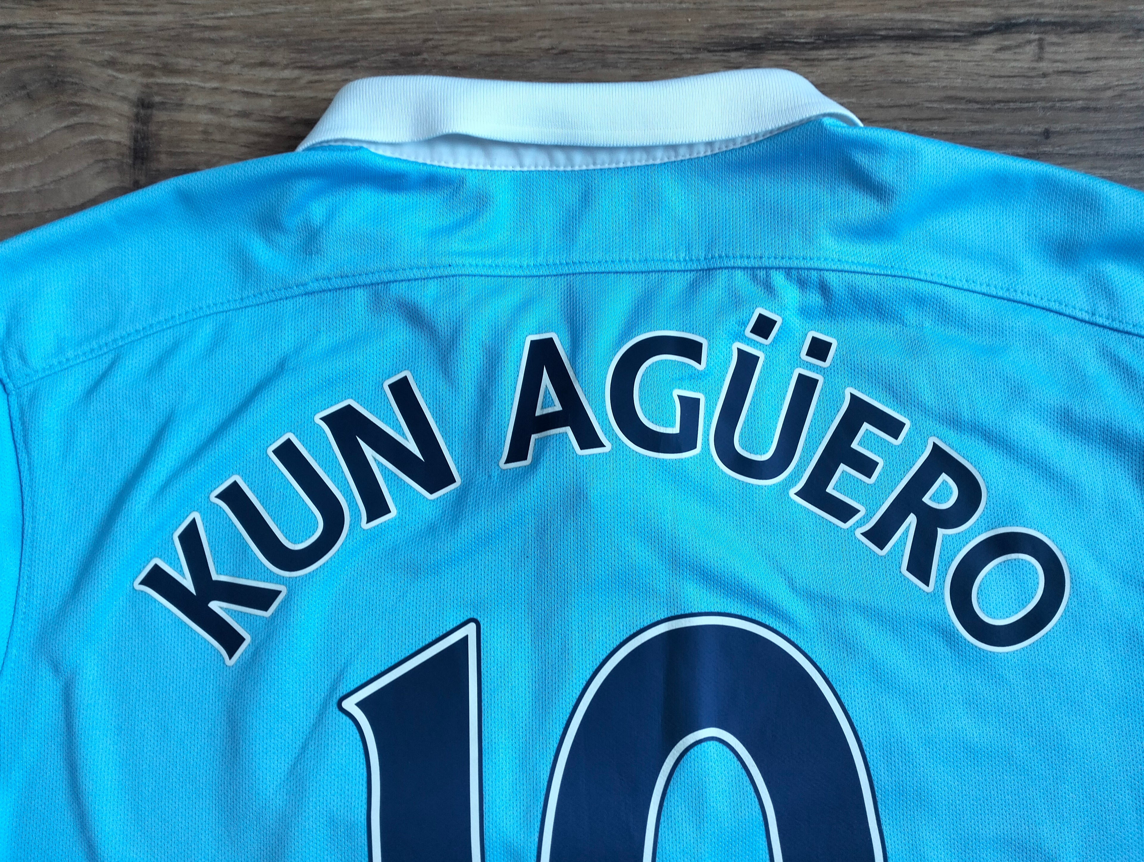 Original Manchester City 2015-16 Nike home shirt - Kun Aguero