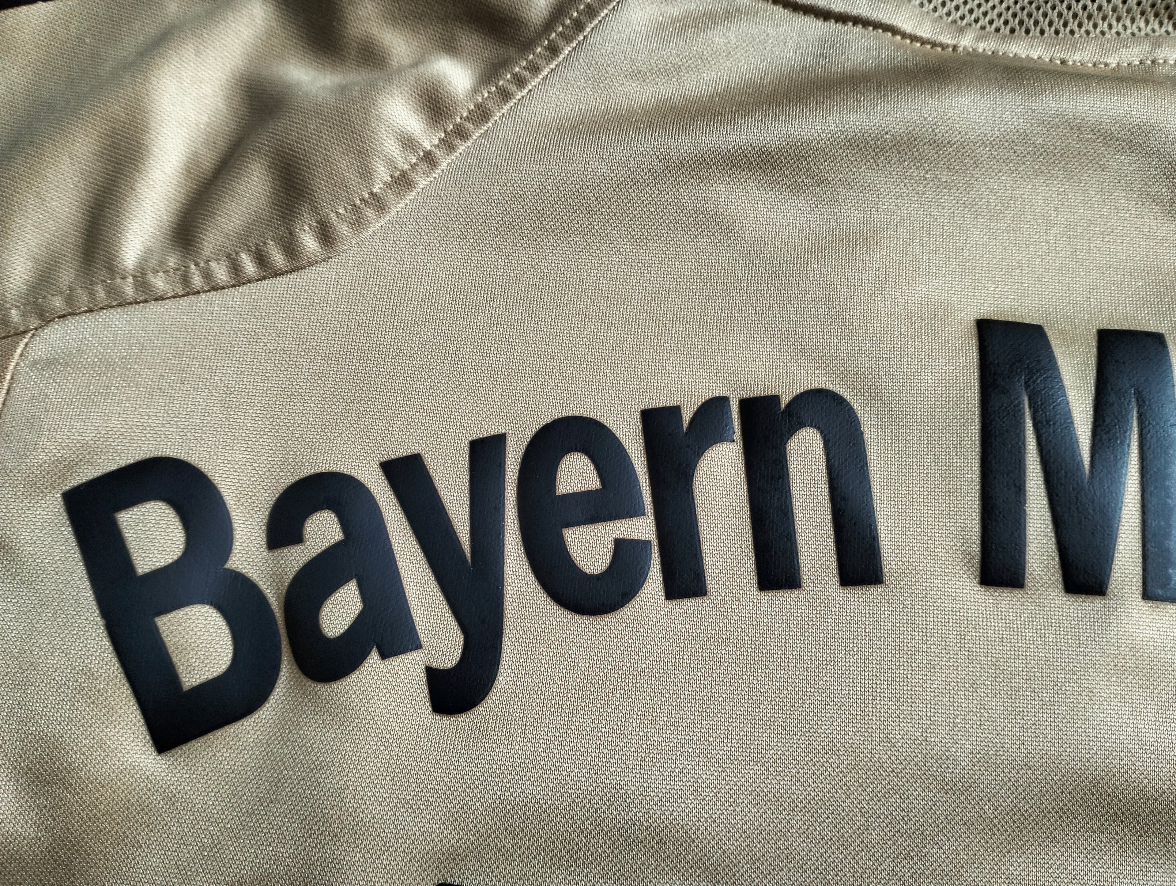 Bayern Munich 2004-2005 Adidas away shirt - Roy Makaay - S