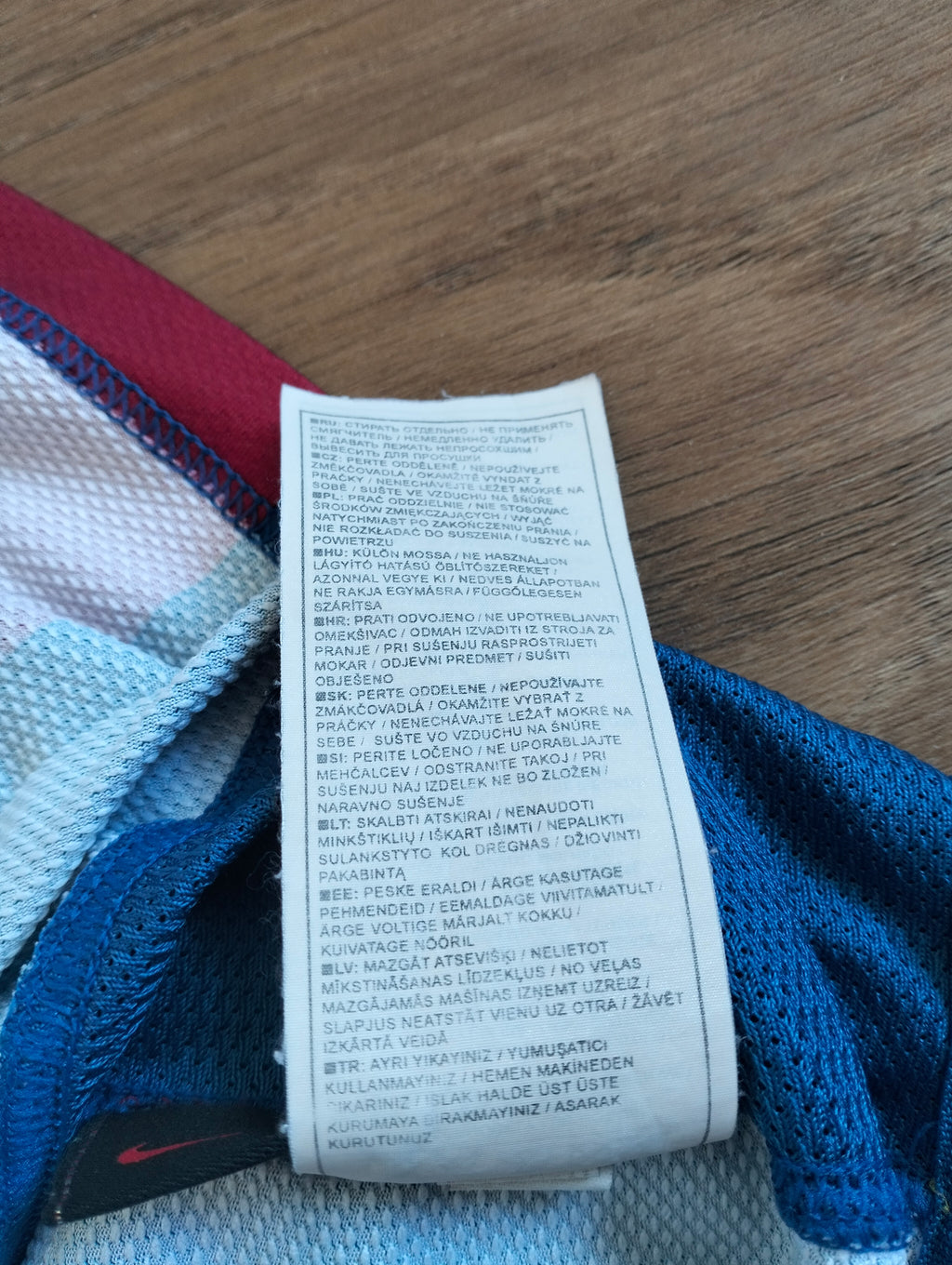 1. Original FC Barcelona 2006-07 Nike home shirt - XL