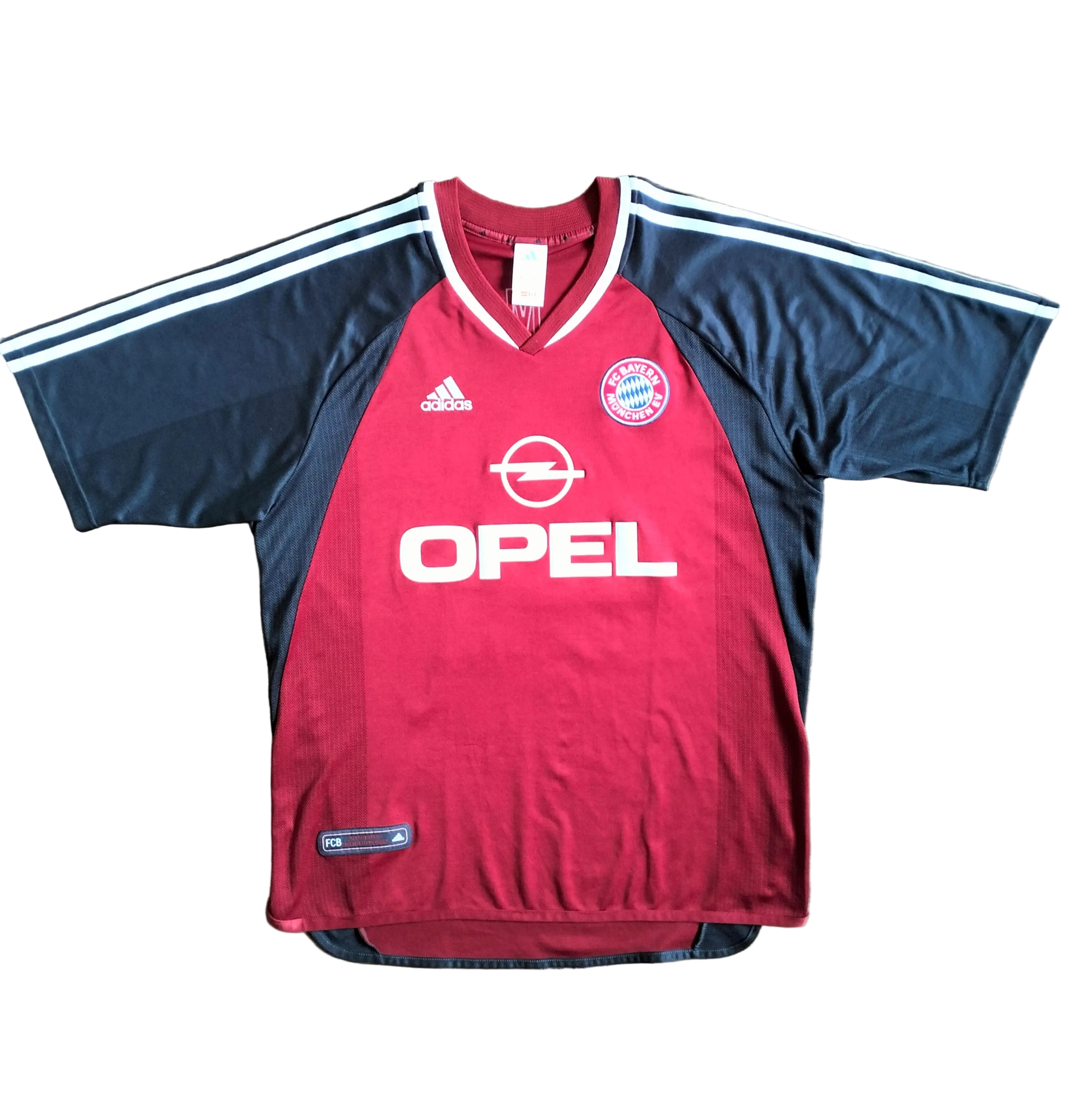 1.1. Bayern Munich 2001-02 Adidas home shirt - Mehmet Scholl - L
