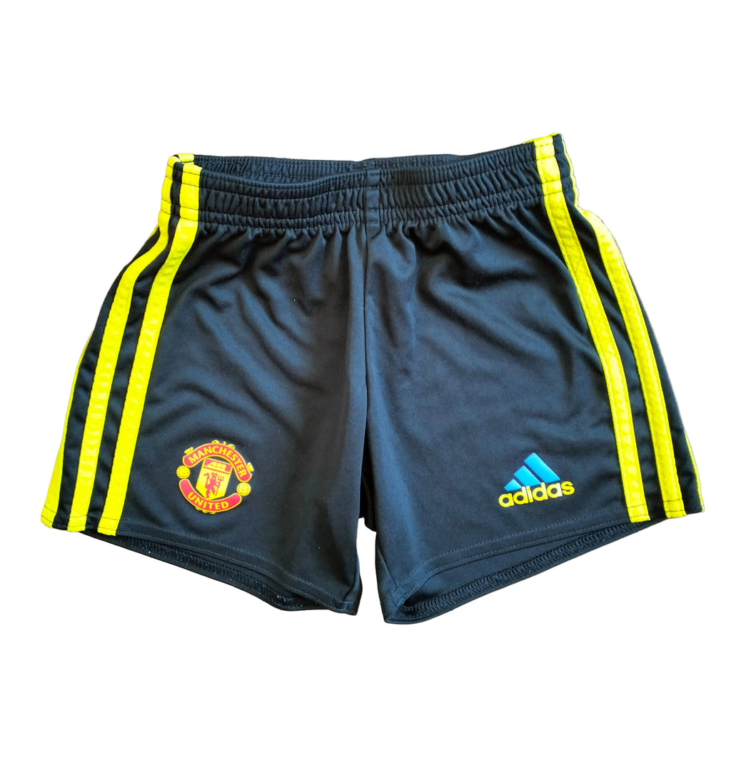 Manchester United Adidas shorts - 104 cm