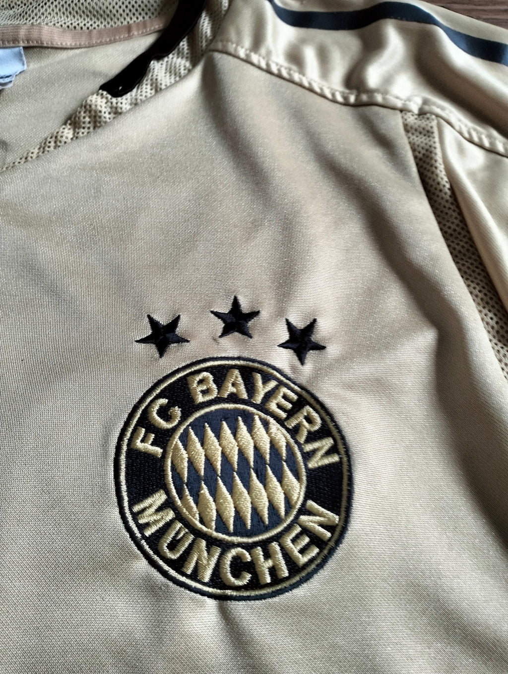 Bayern Munich 2004-2005 Adidas away shirt - Roy Makaay - S