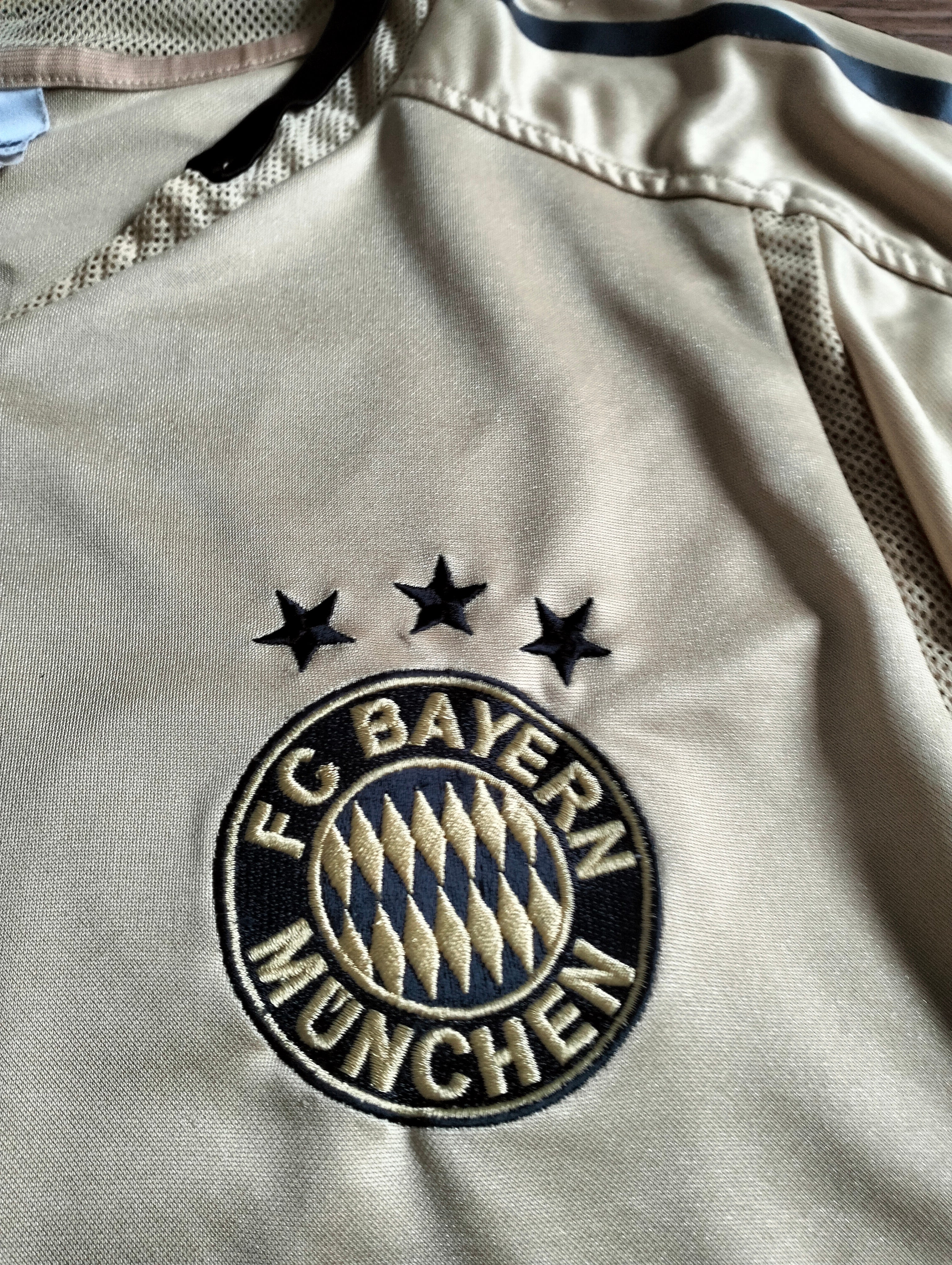 Bayern Munich 2004-2005 Adidas away shirt - Roy Makaay - S