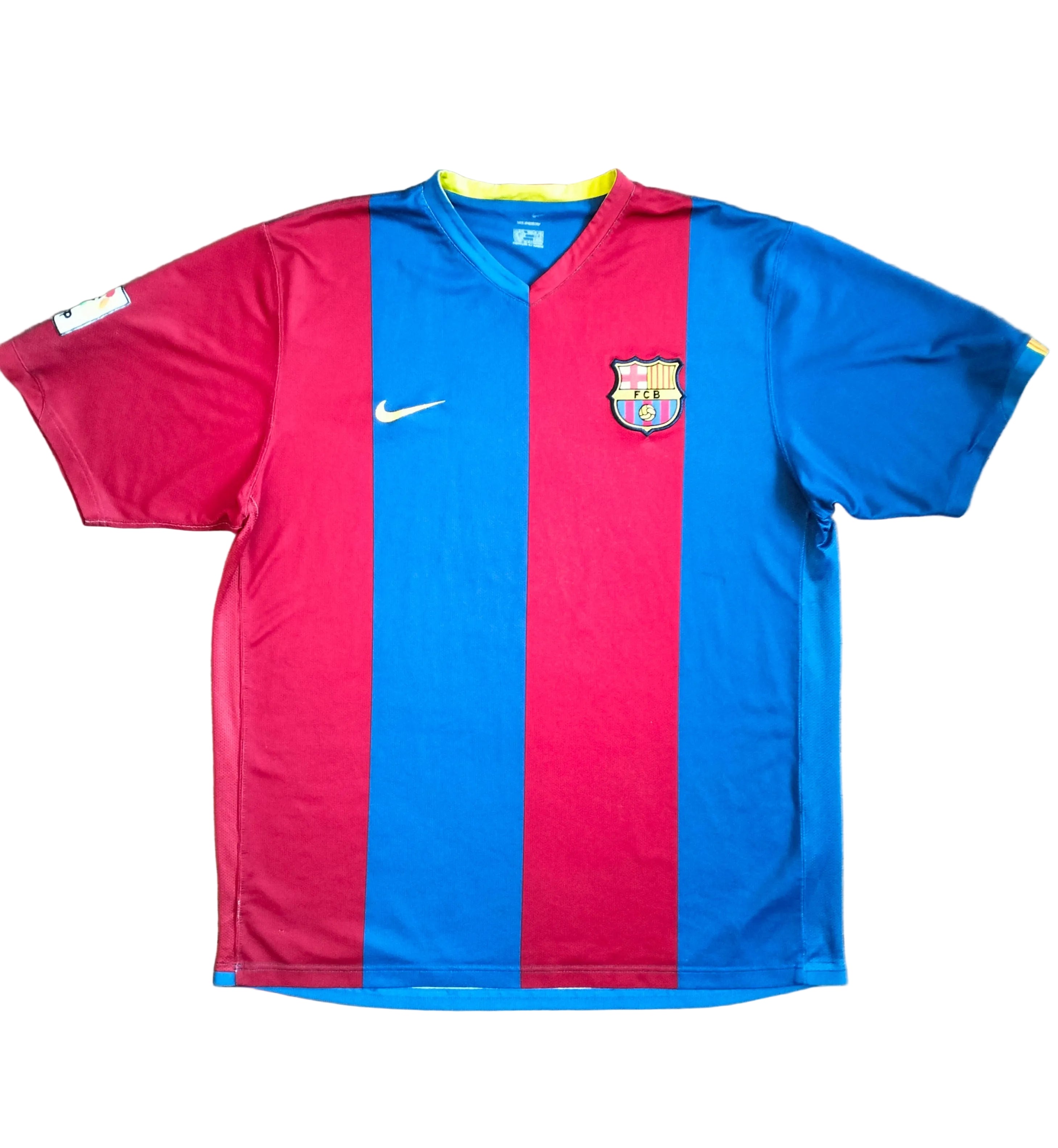 1. Original FC Barcelona 2006-07 Nike home shirt - XL