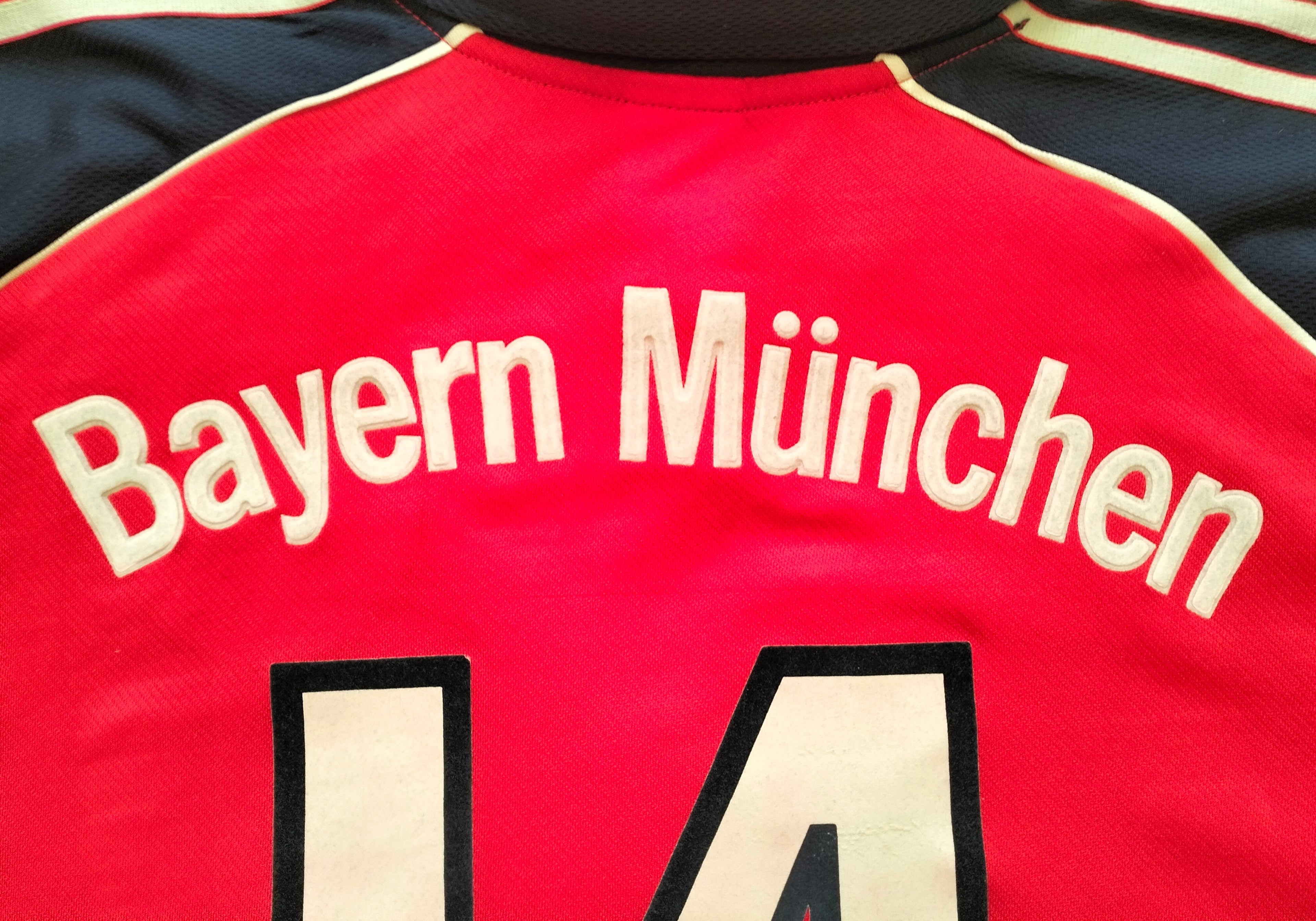 FC Bayern Munich 1999-2001 home shirt - Mario Basler - XL