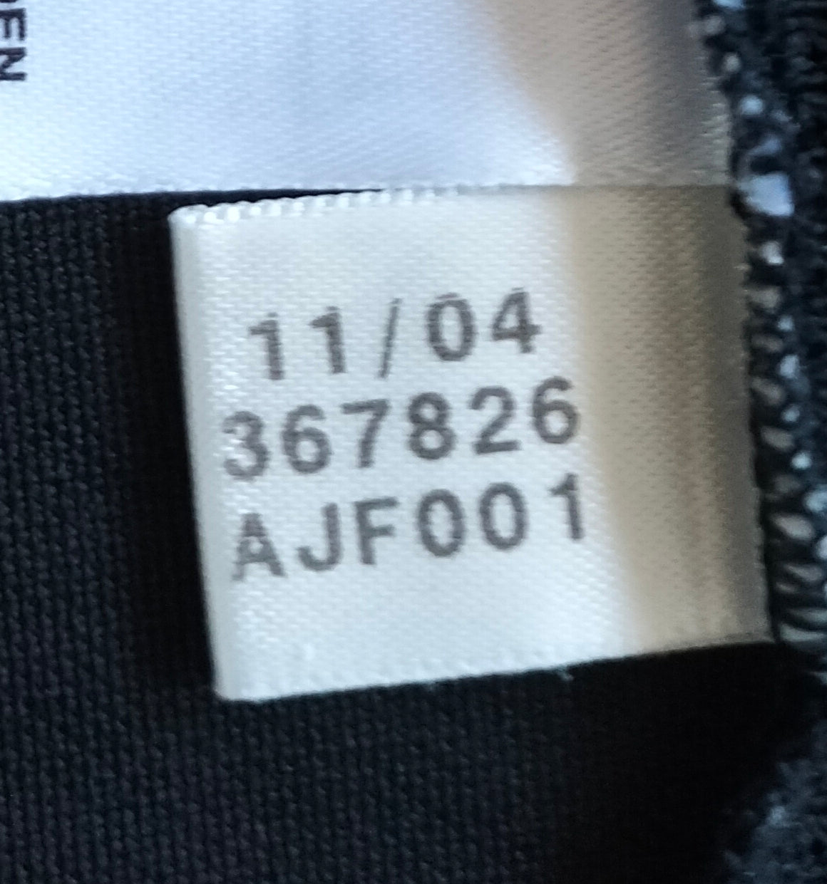 4. Authentic Real Madrid 2004-2005 Adidas away shirt -S