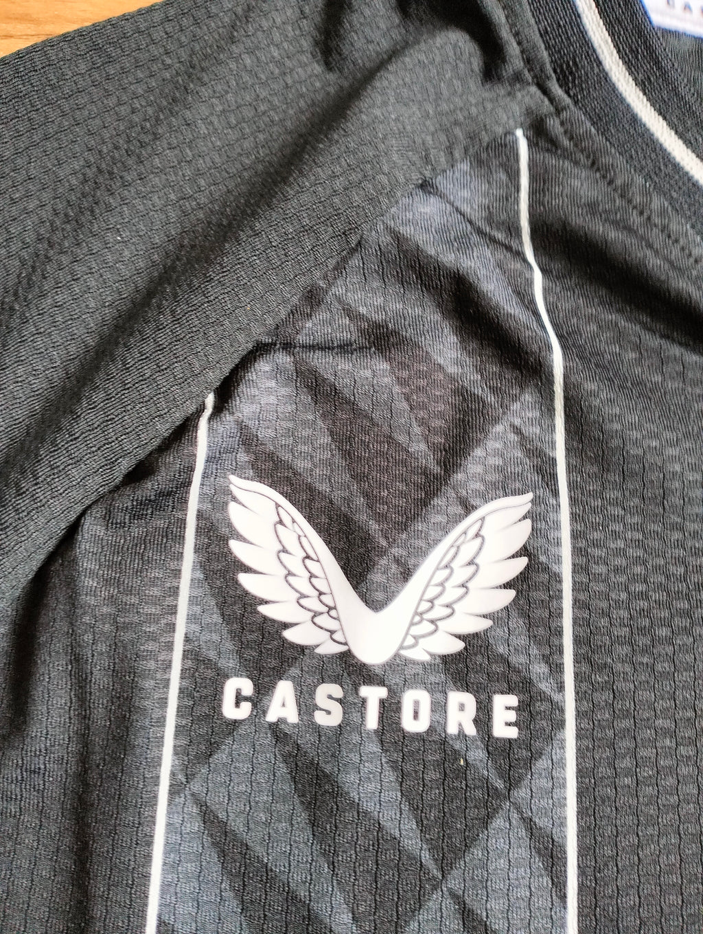 Athletic Bilbao 2023/24 Castore goalkeeper shirt - XS