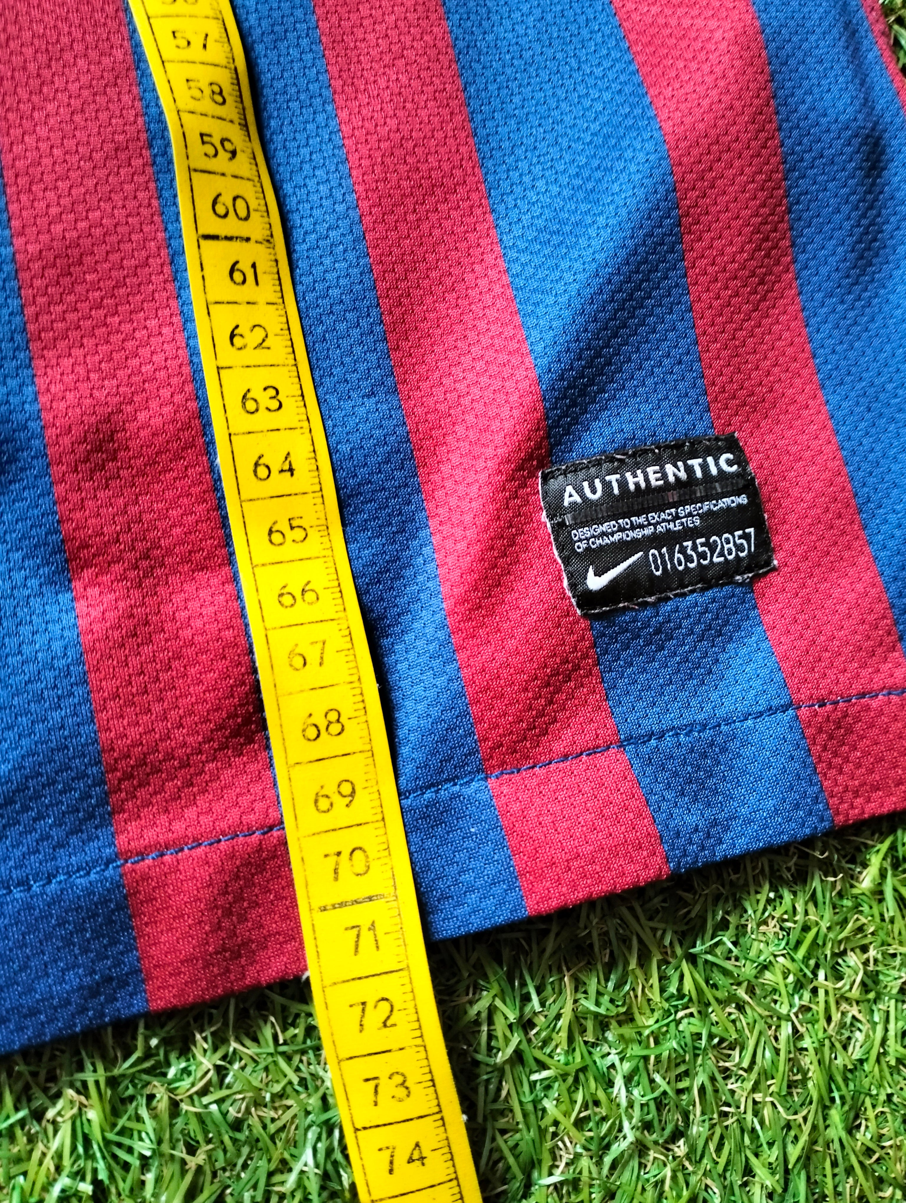 Original Nike FC Barcelona 2011-2012 Long Sleeve Jersey