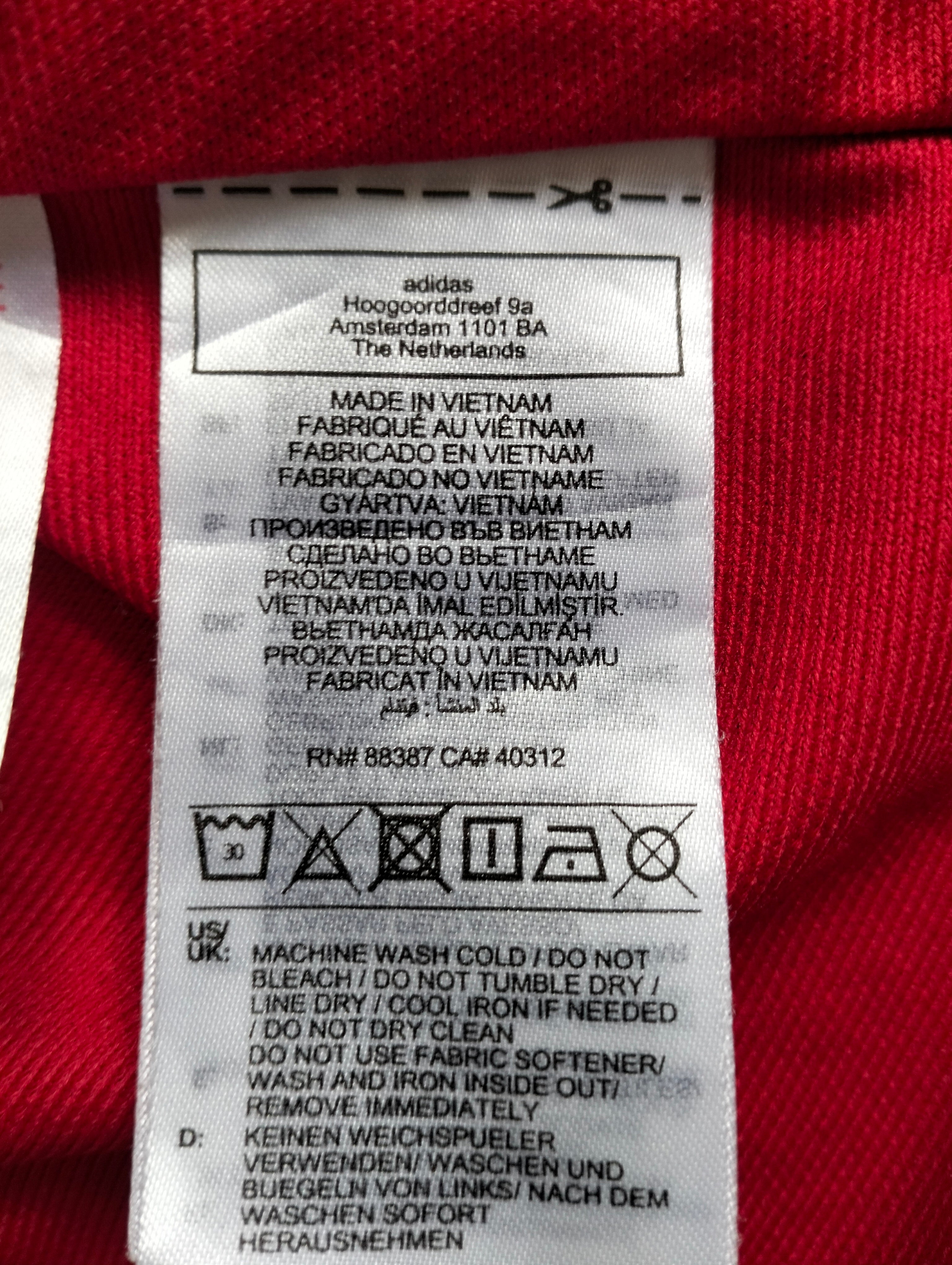 Original Manchester United 2023-24 Adidas home shirt