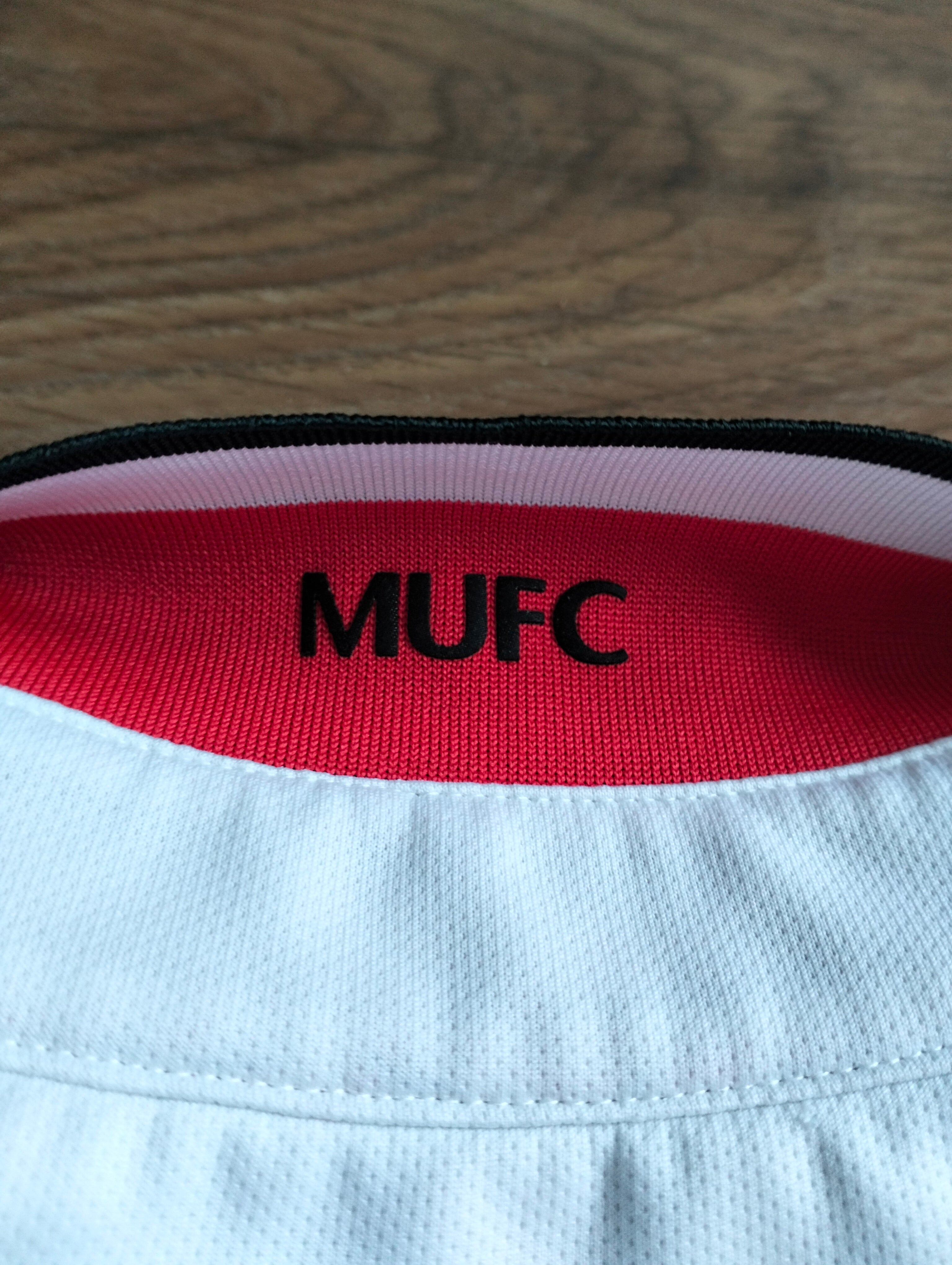 Original Manchester United 2014/15 Nike away shirt