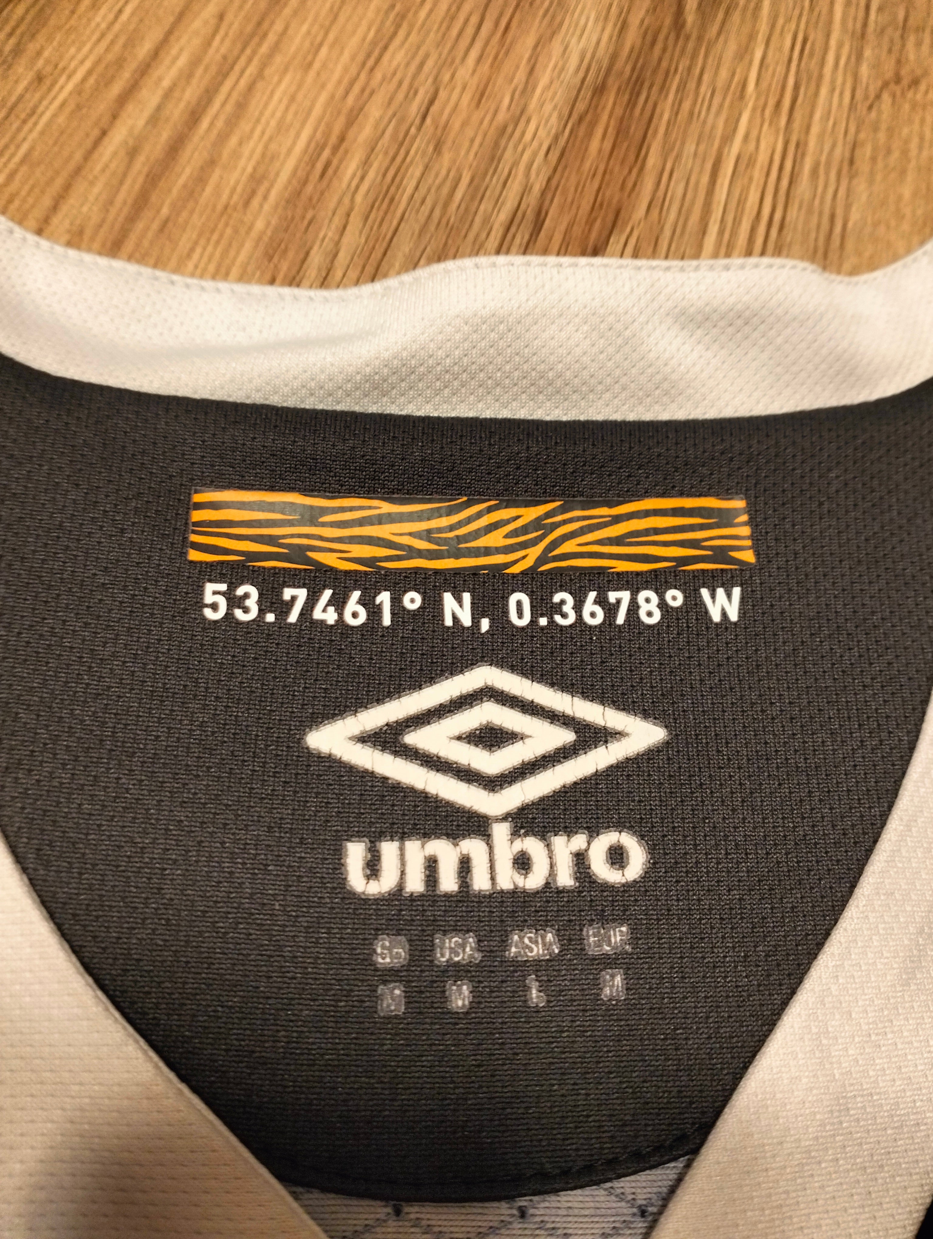 Original Umbro Hull City football shirt autographed by Kamil Grosicki