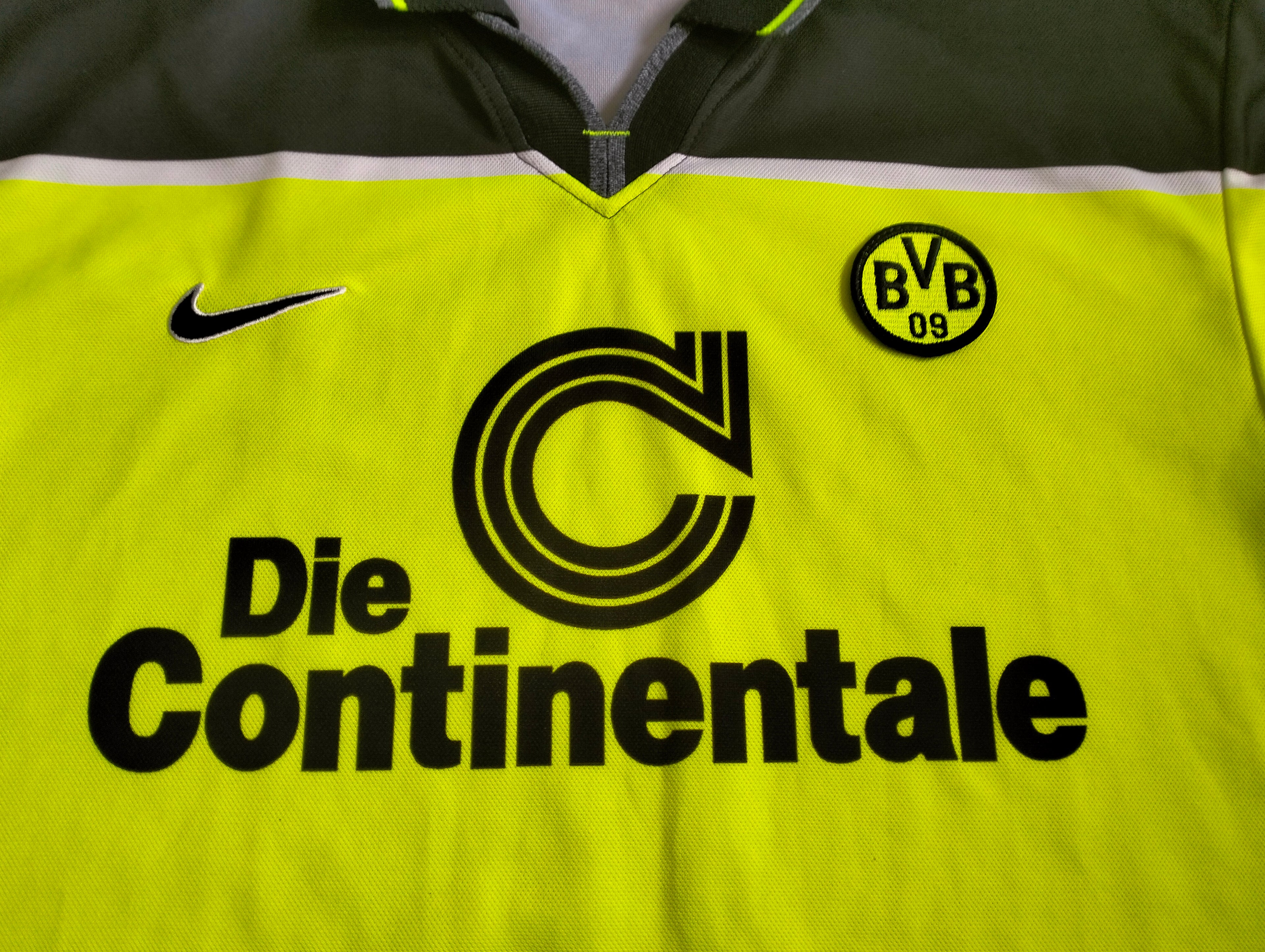Borussia Dortmund 1997-1998 Nike shirt