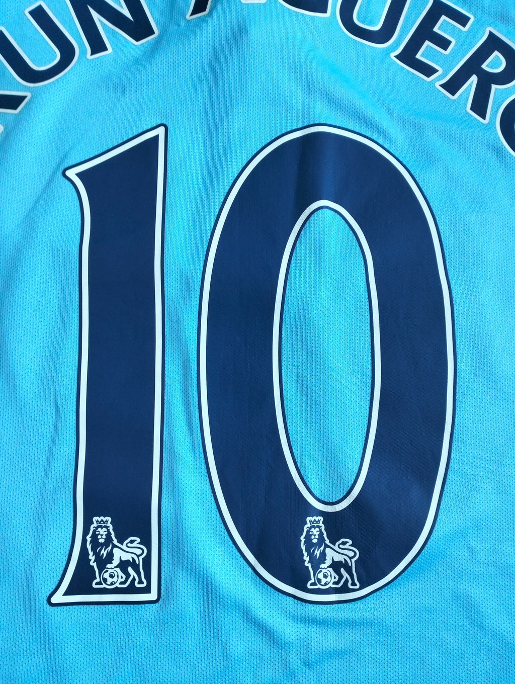 Original Manchester City 2015-16 Nike home shirt - Kun Aguero