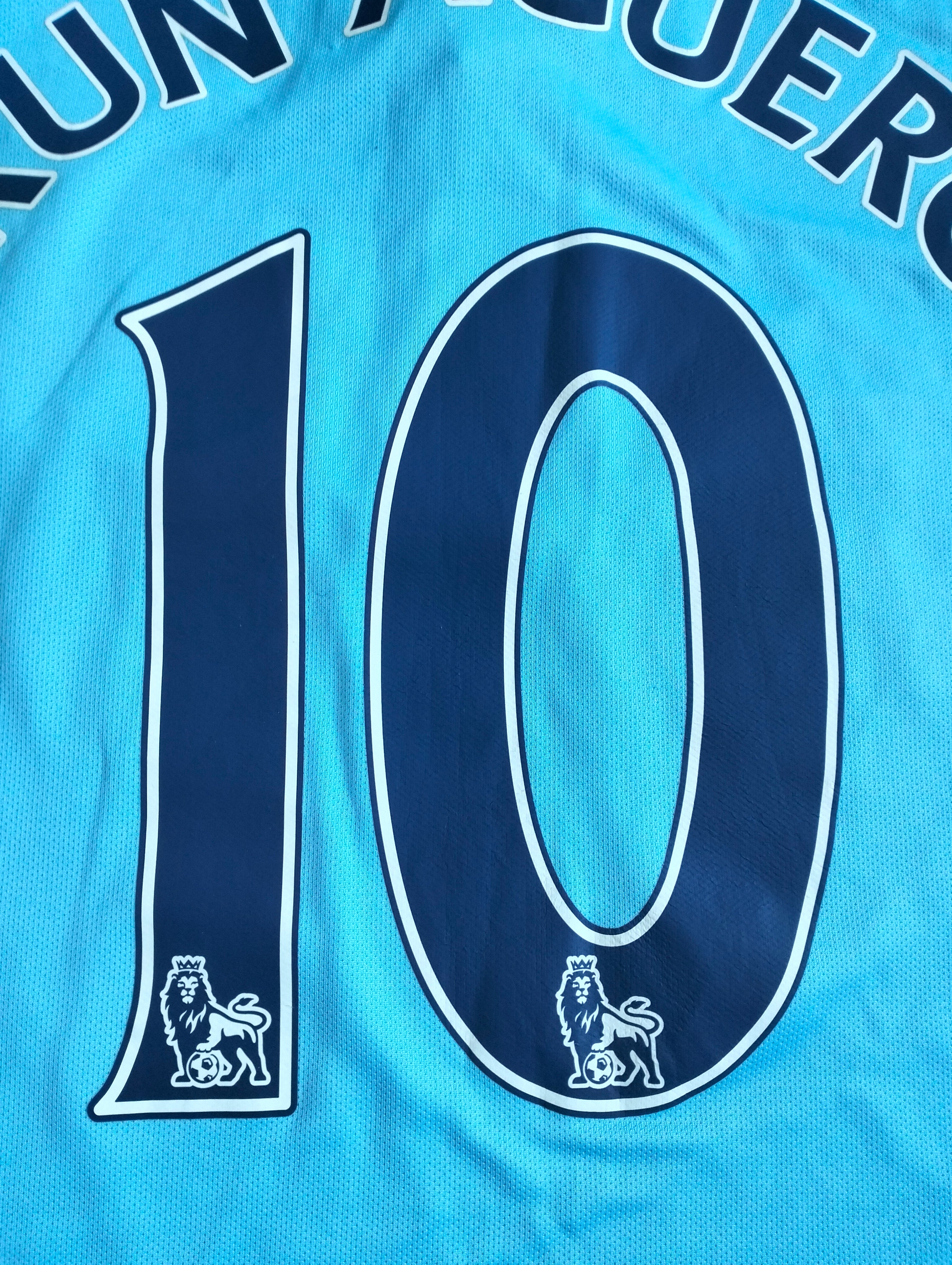 Original Manchester City 2015-16 Nike home shirt - Kun Aguero