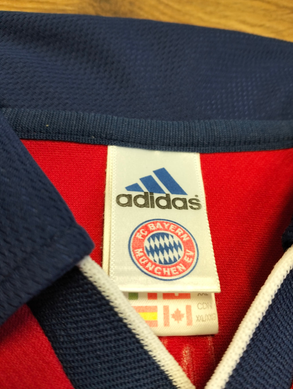 Bayern Munich 1999-2001 shirt - Roque Santa Cruz