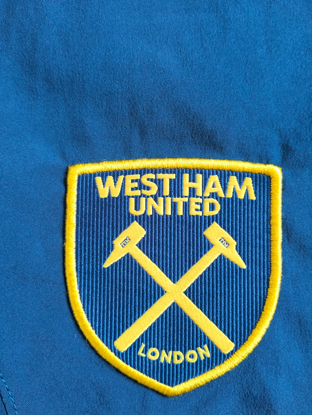 West Ham Umbro shorts - 146 cm