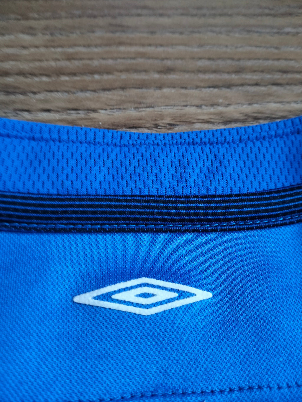 8. Original Chelsea London 2003-2005 Umbro home shirt - M