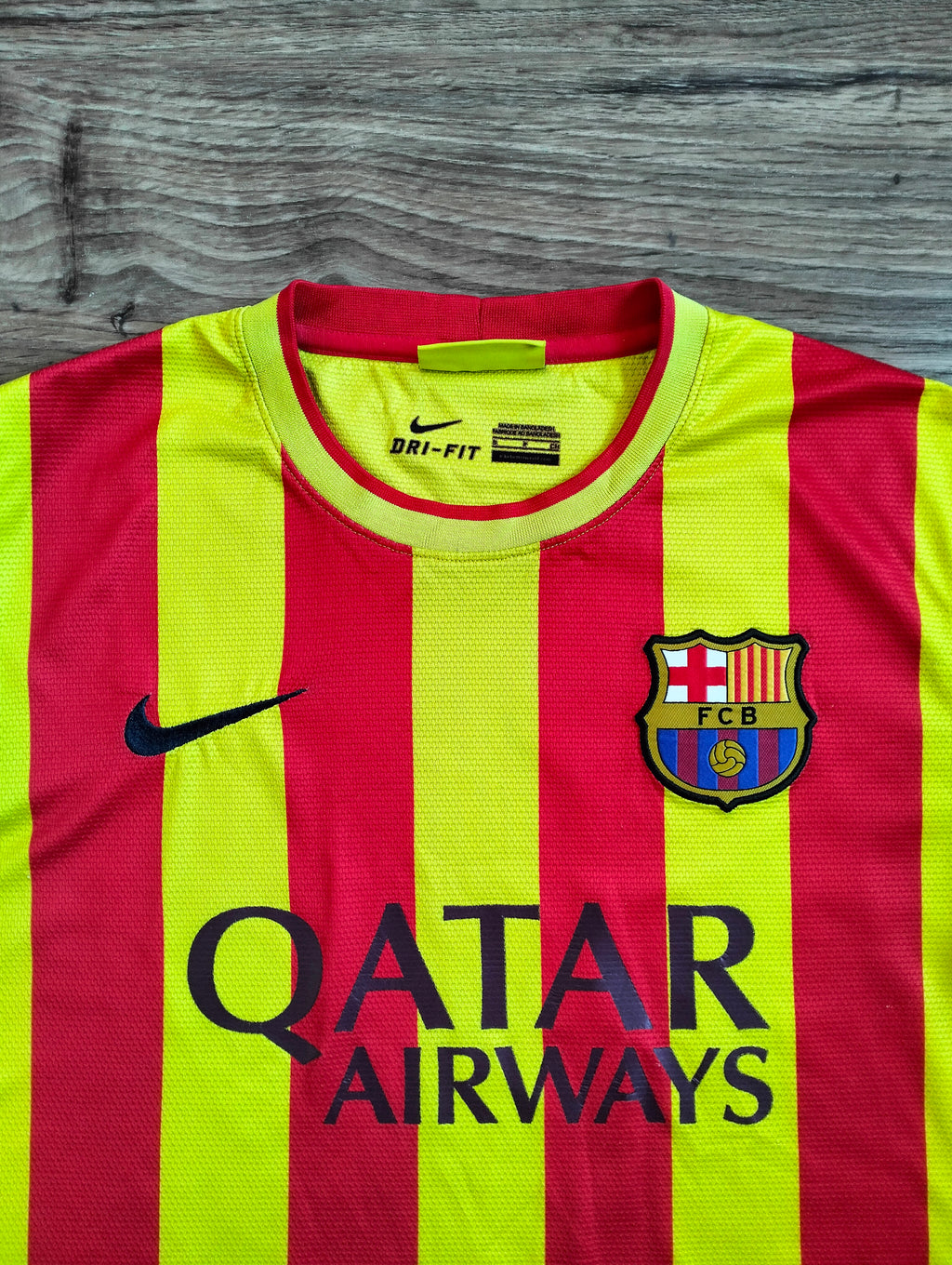 2. Original FC Barcelona 2013-14 Nike away shirt - S
