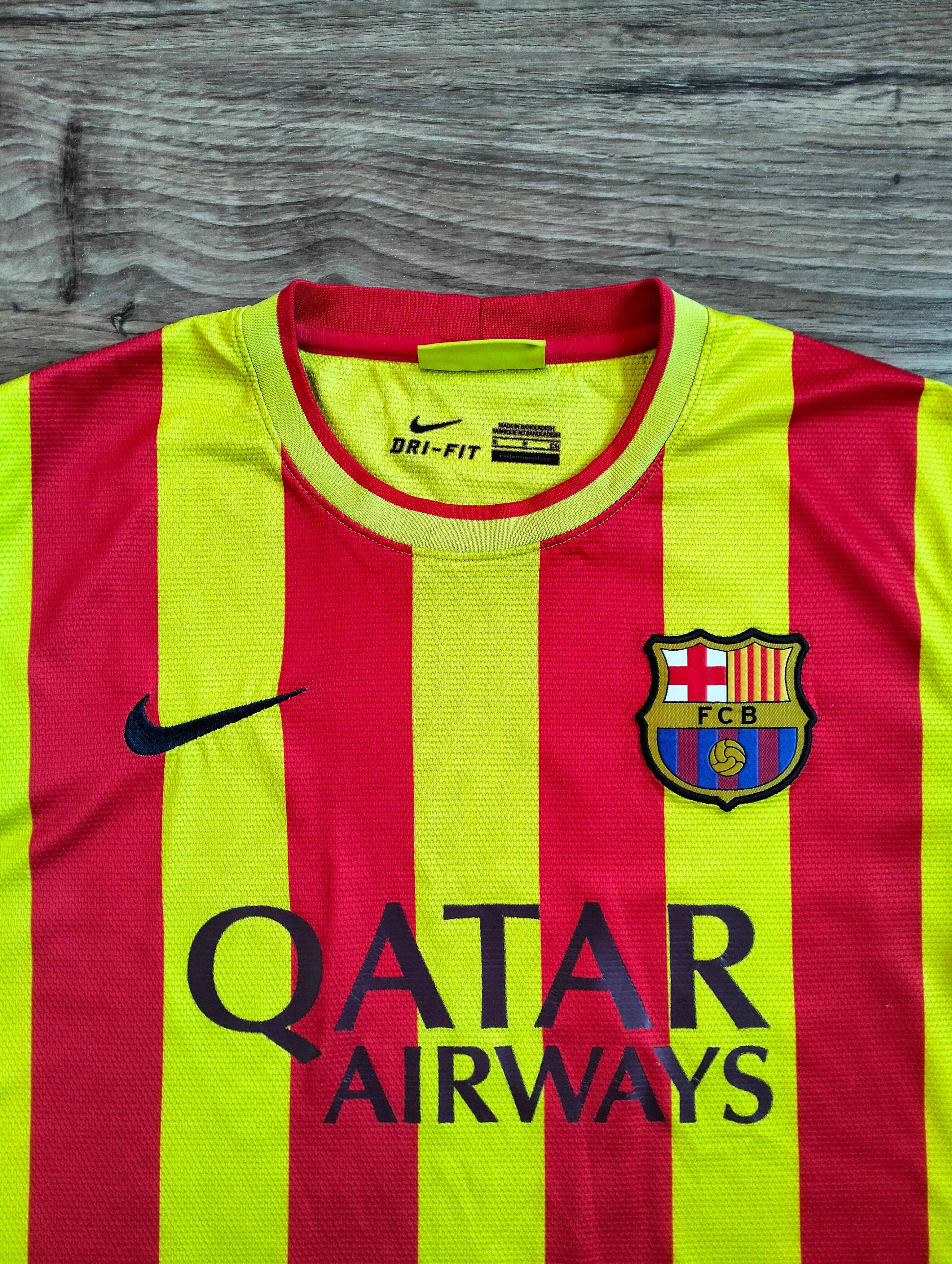 2. Original FC Barcelona 2013-14 Nike away shirt - S