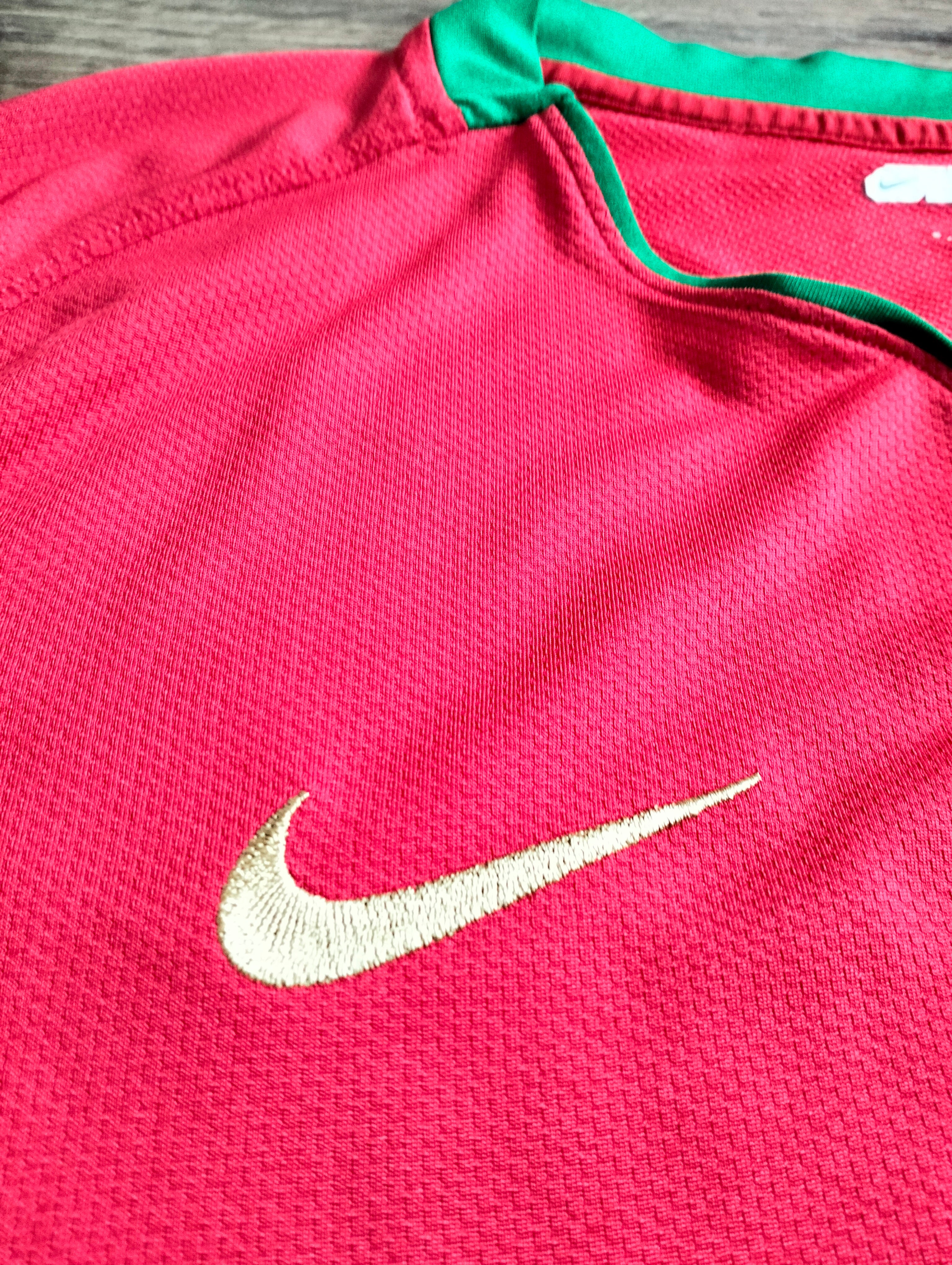 Portugal 2008-10 Nike home shirt - XL