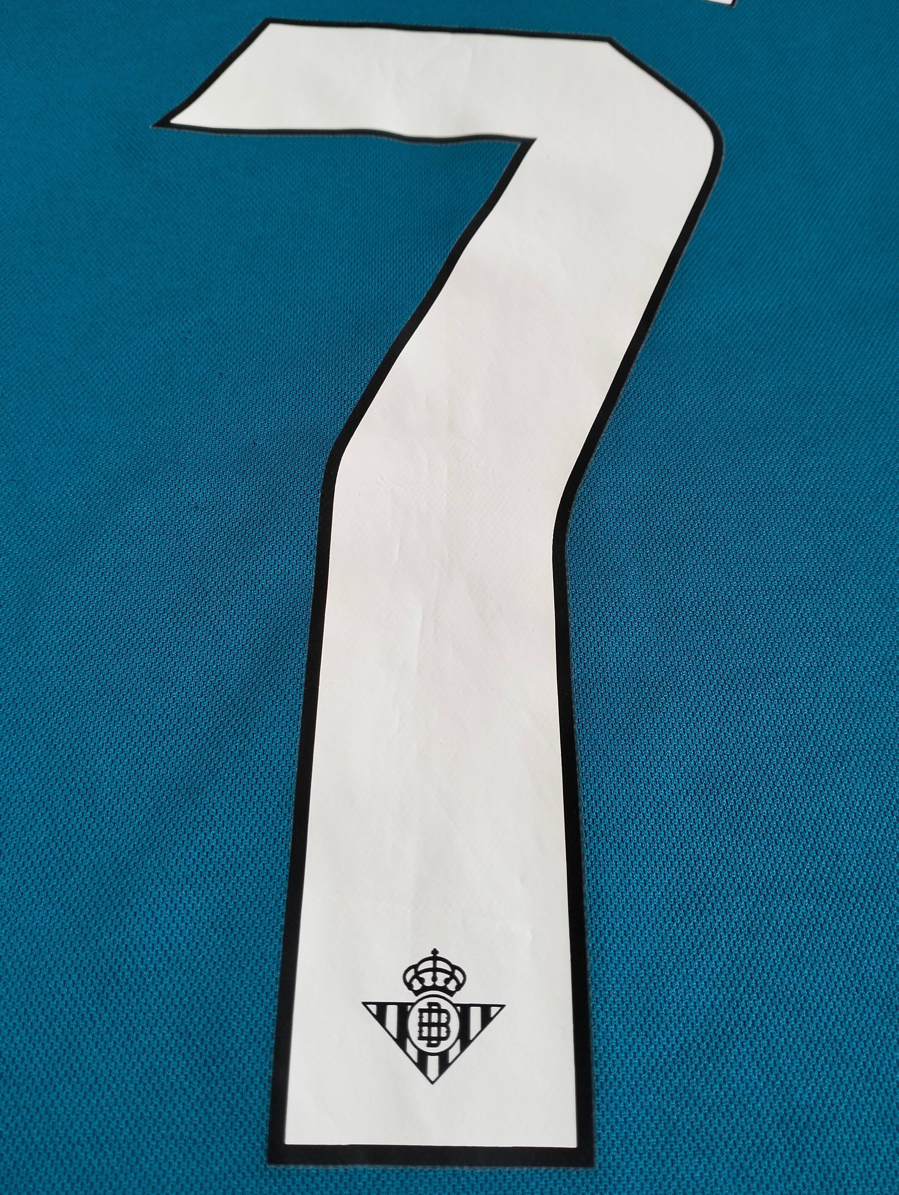 Real Betis 2024/25 Hummel third shirt - Antony - M