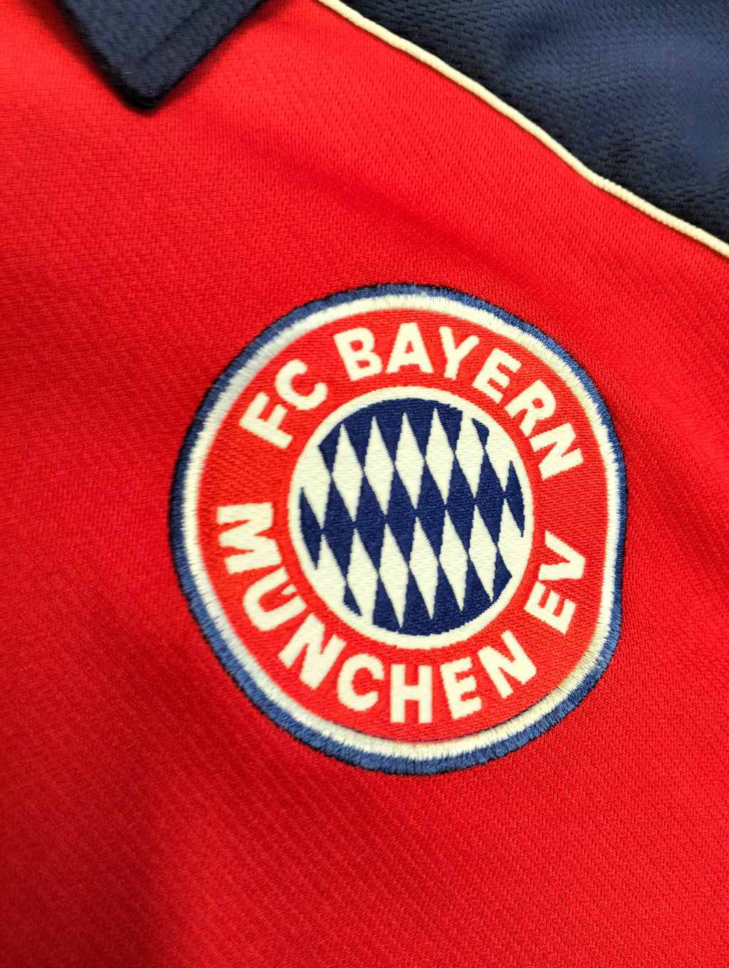 Bayern Munich 1999-2001 shirt - Roque Santa Cruz