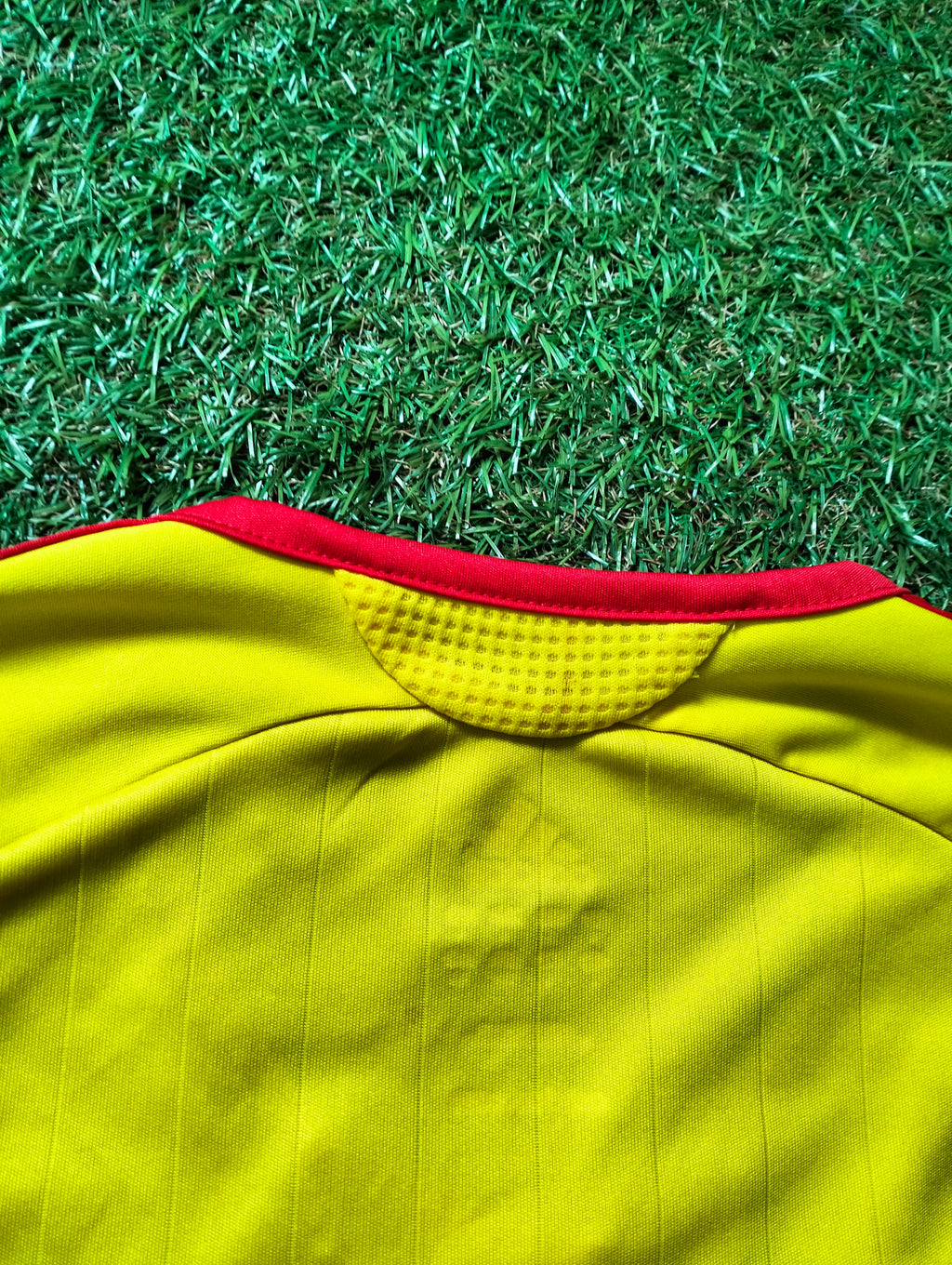 Original Adidas FC Liverpool 2006-2007 away excellent condition L