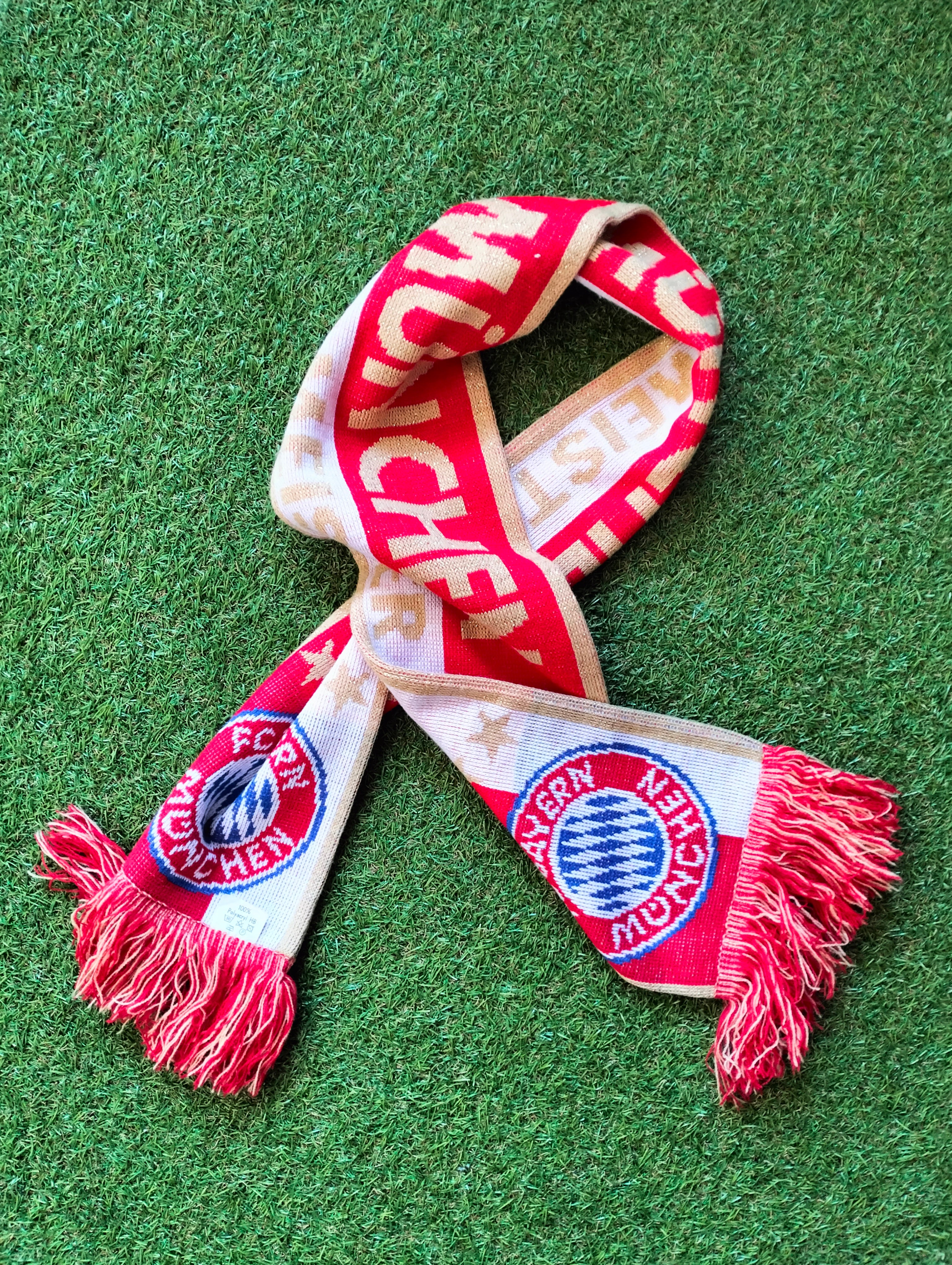 FC Bayern scarf